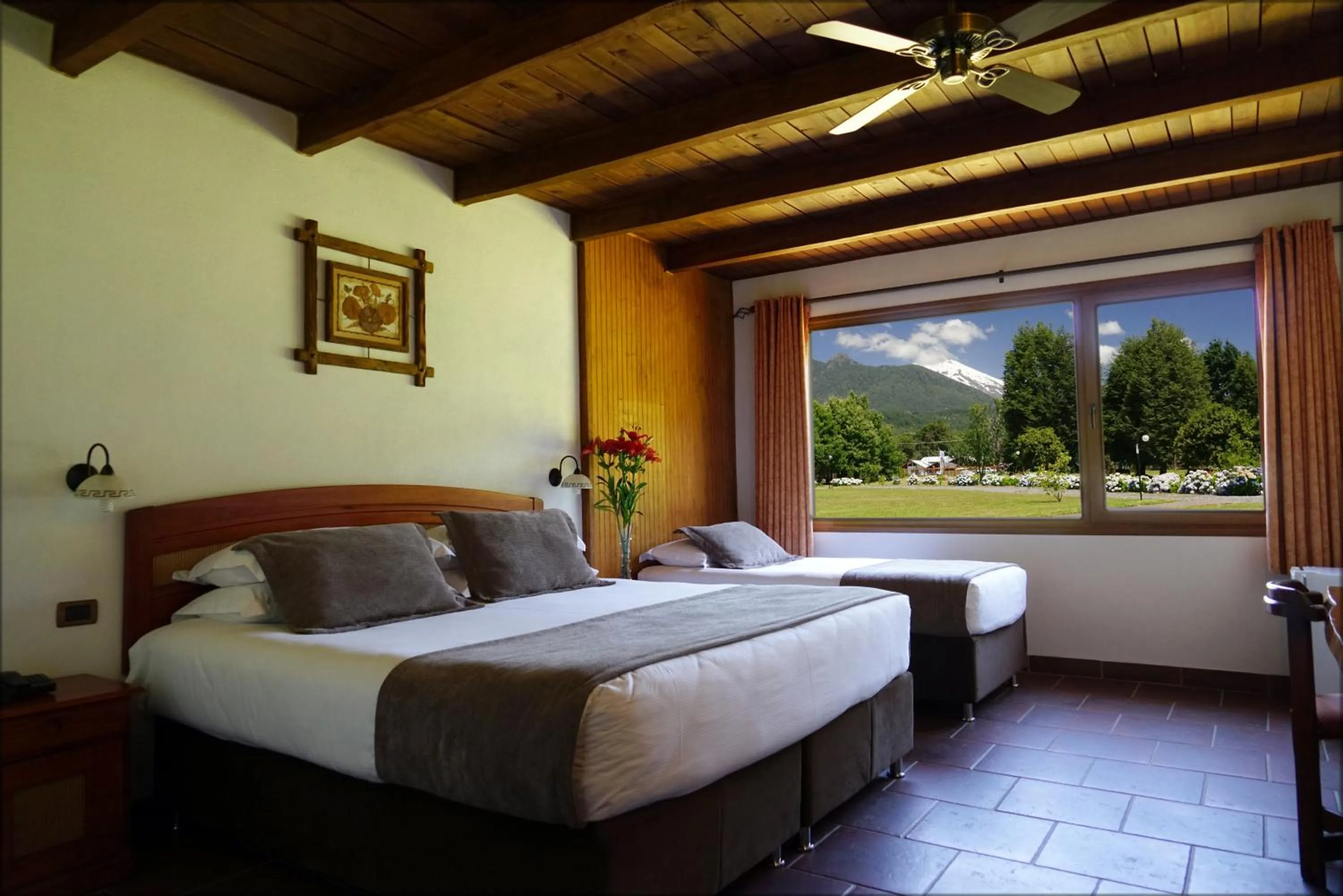 Bed in Hotel Pucon Green Park