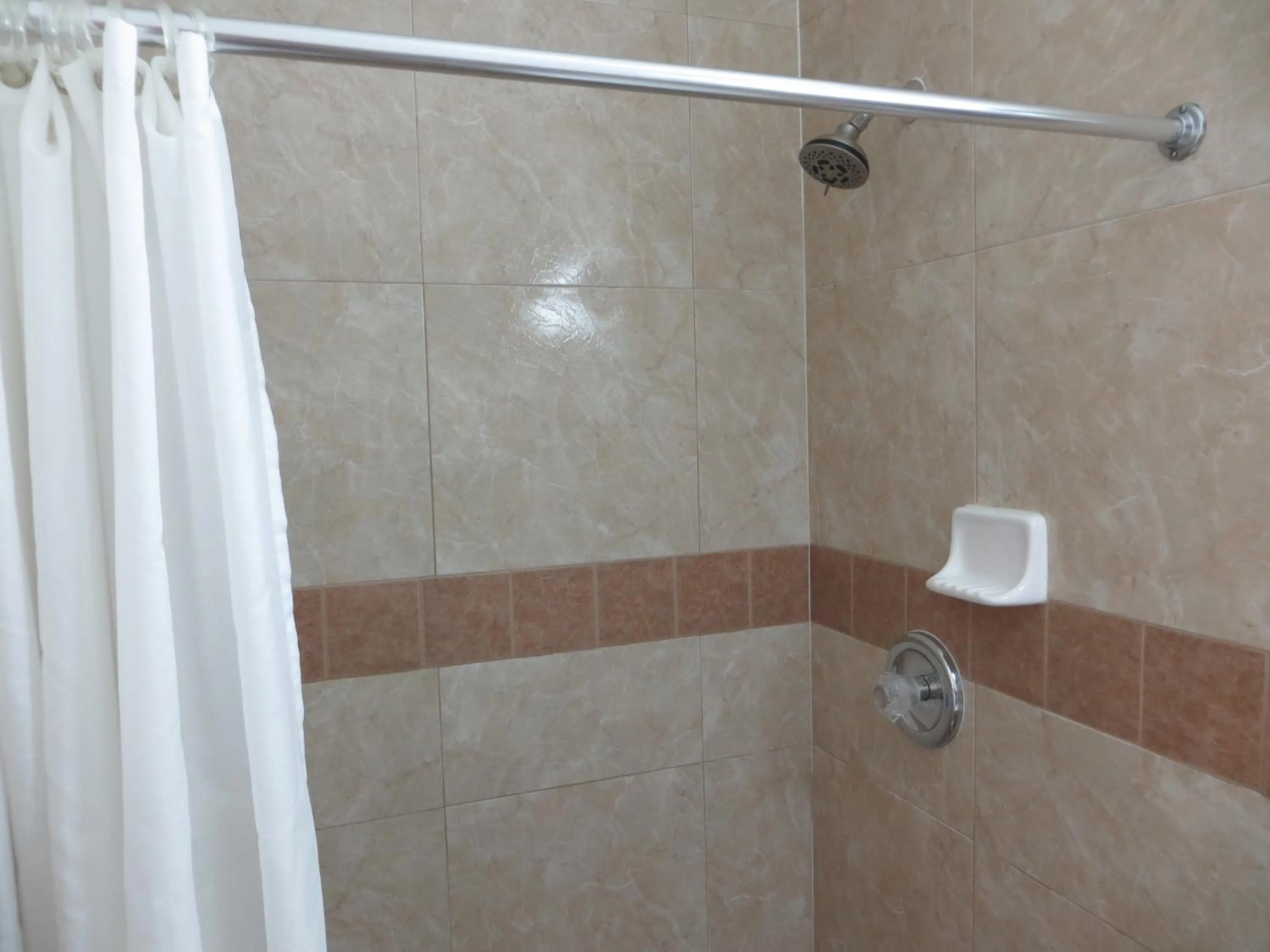 Shower in A Fisher's Inn Motel