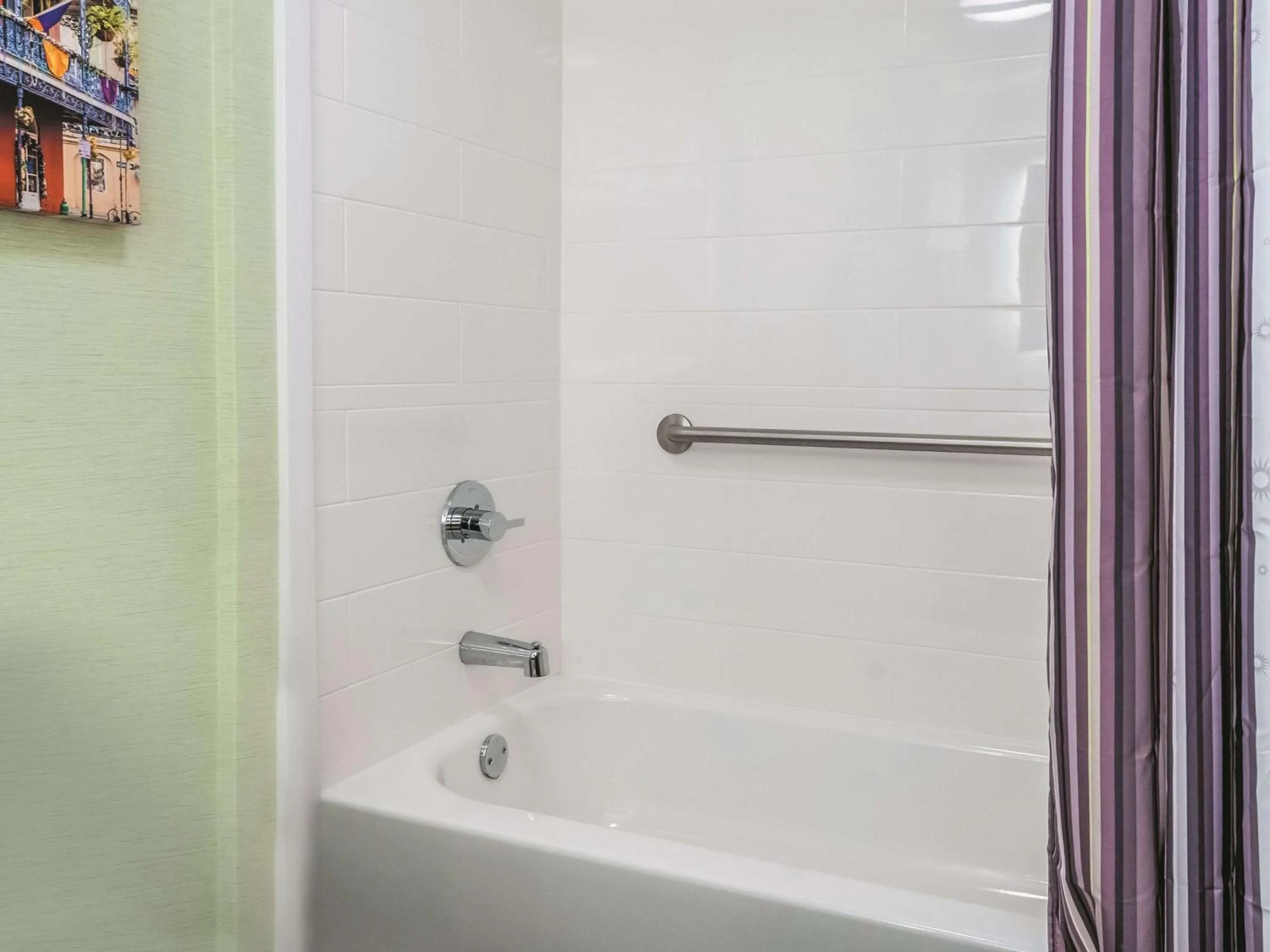 Photo of the whole room in La Quinta by Wyndham New Orleans Downtown