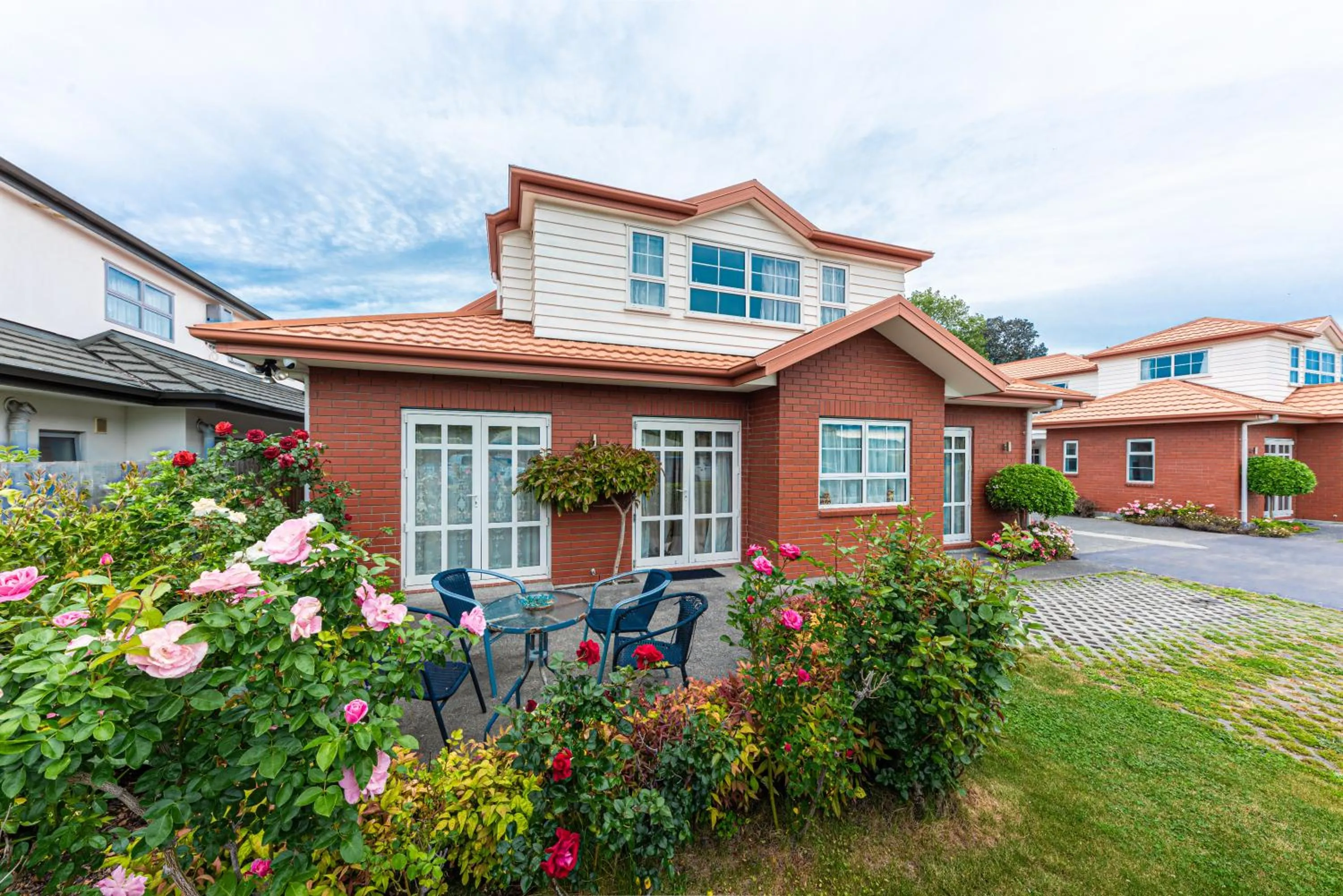 Property building in 315 Motel Riccarton