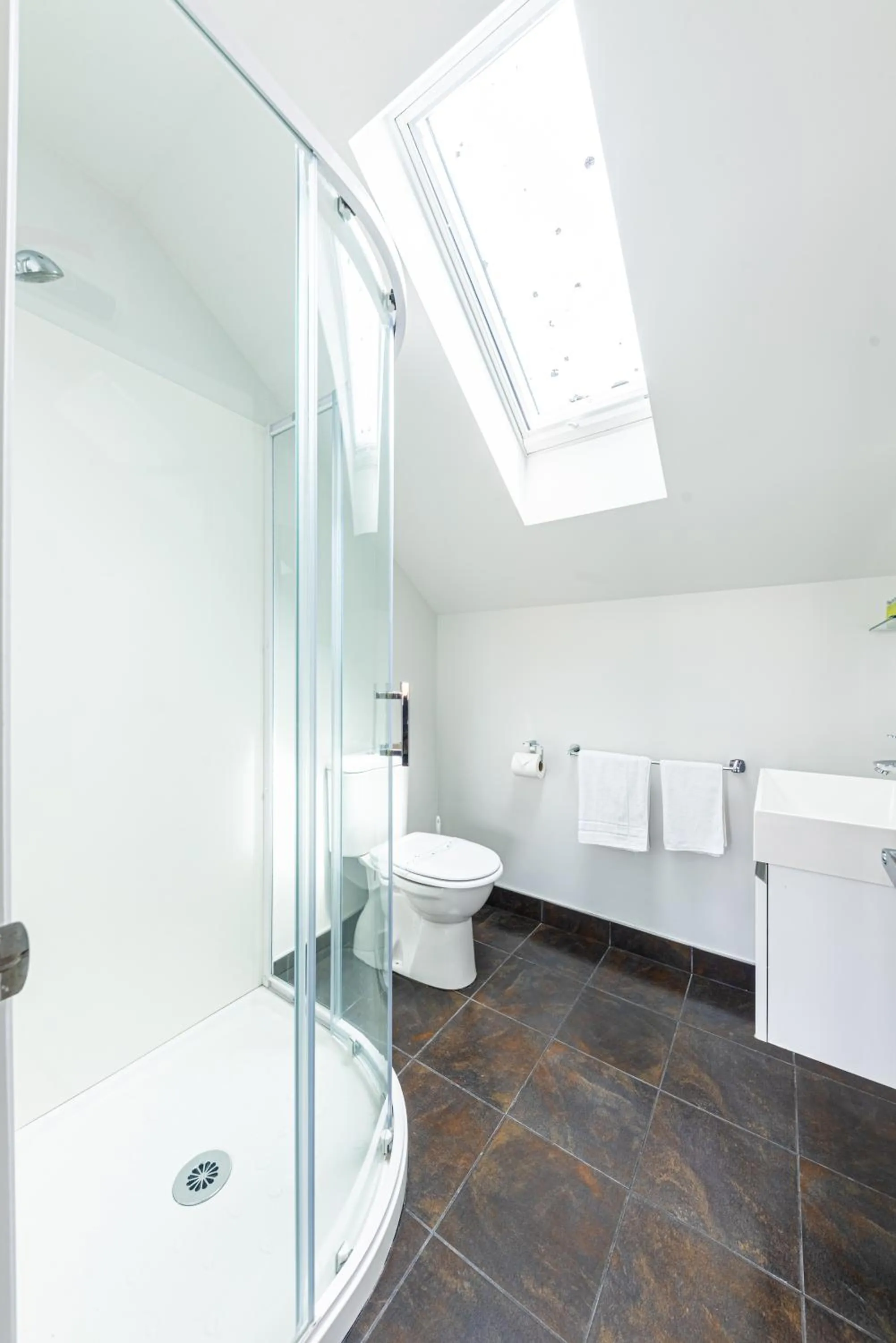 Shower in 315 Motel Riccarton