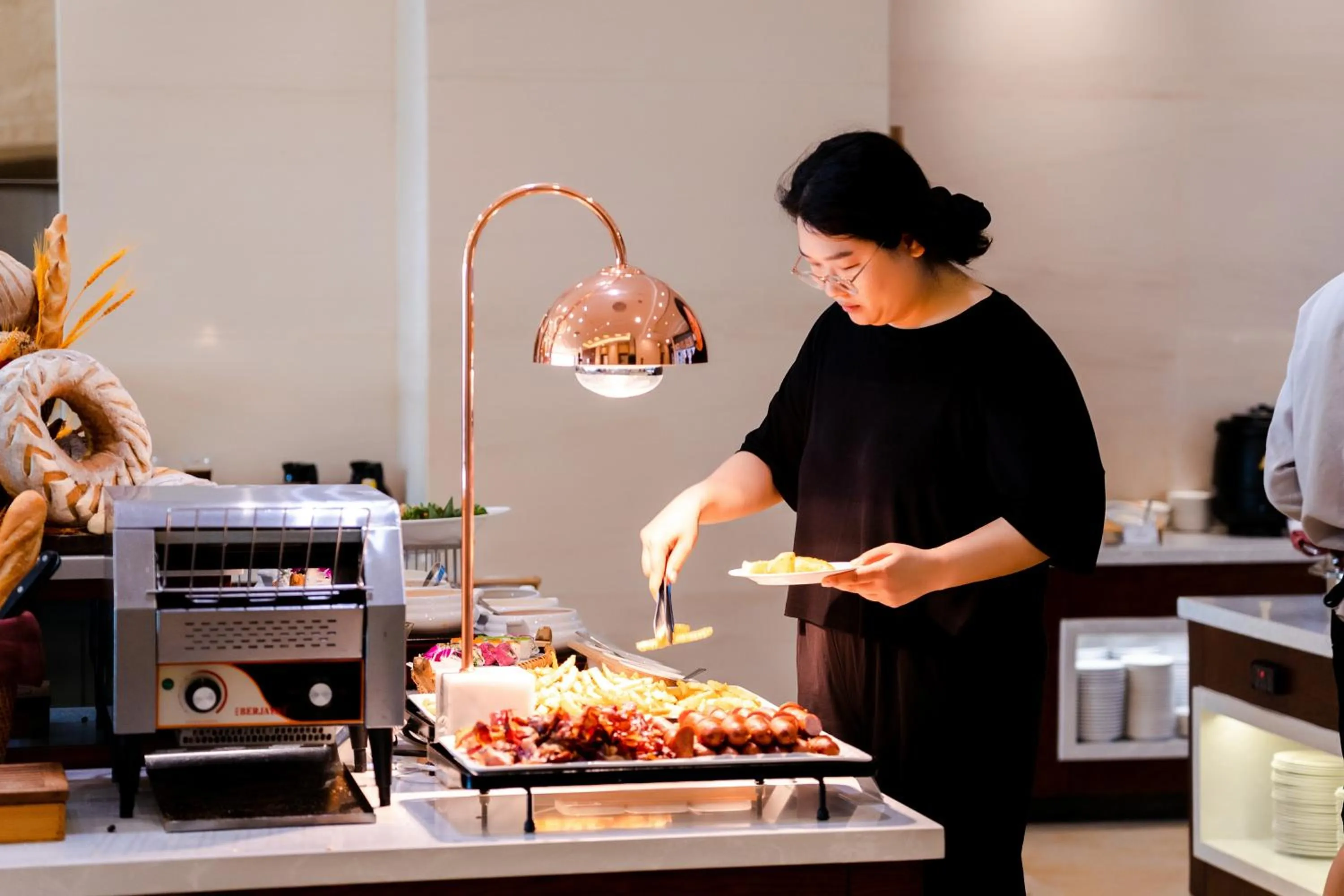 Buffet breakfast in Brilliant Hotel - Afternoon Tea Inclusive