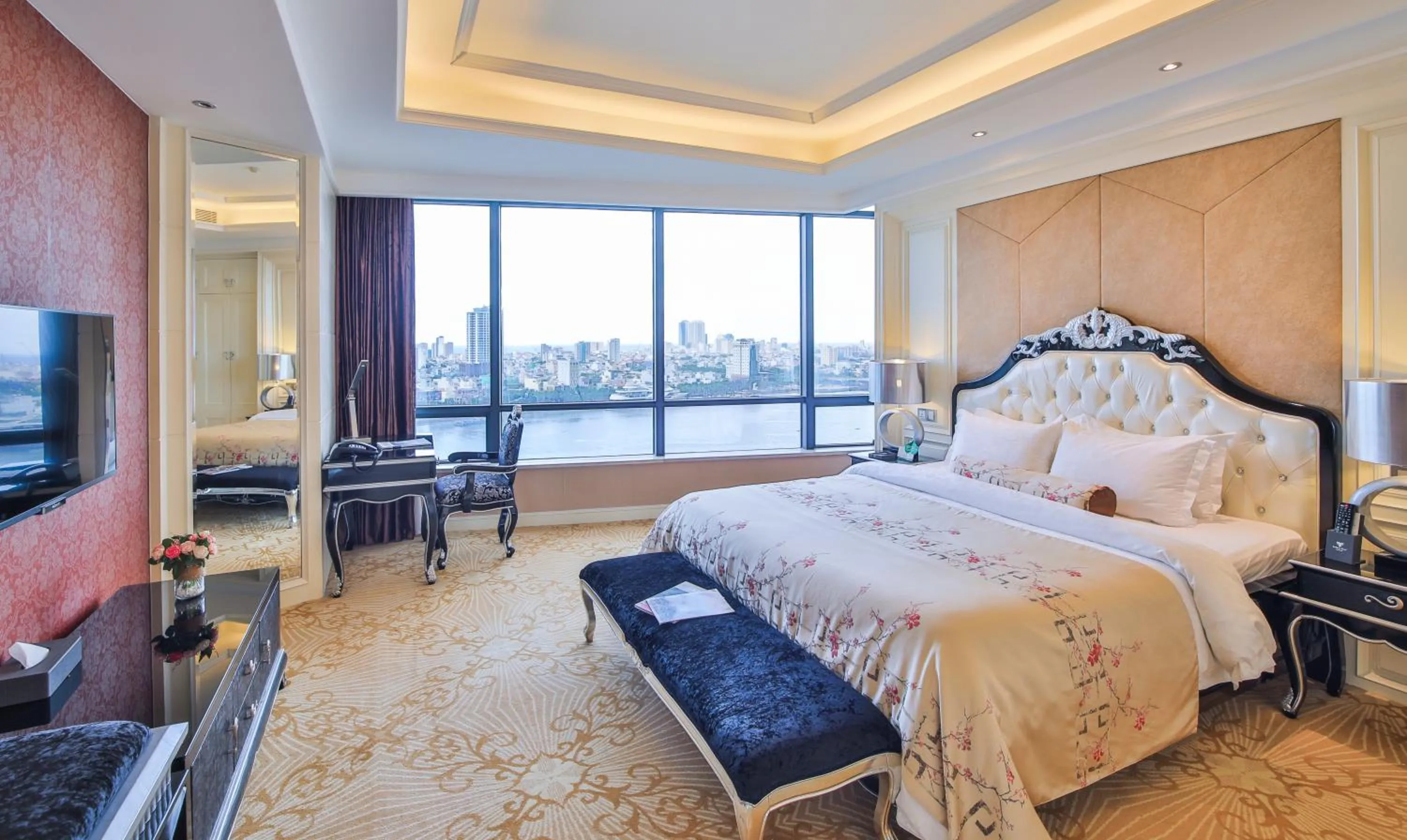 Bedroom, Bed in Brilliant Hotel - Afternoon Tea Inclusive