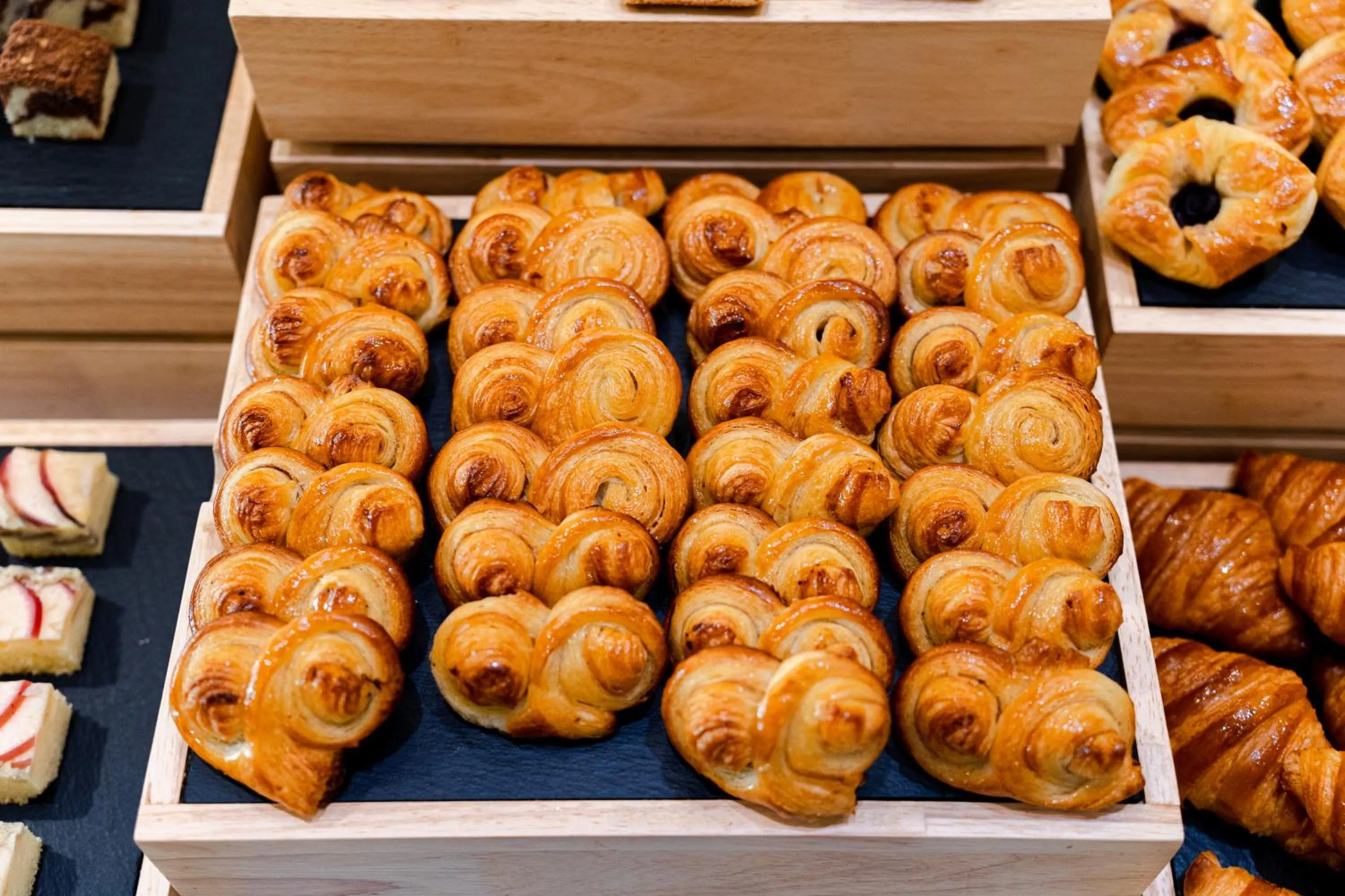 Food and drinks in Brilliant Hotel - Afternoon Tea Inclusive