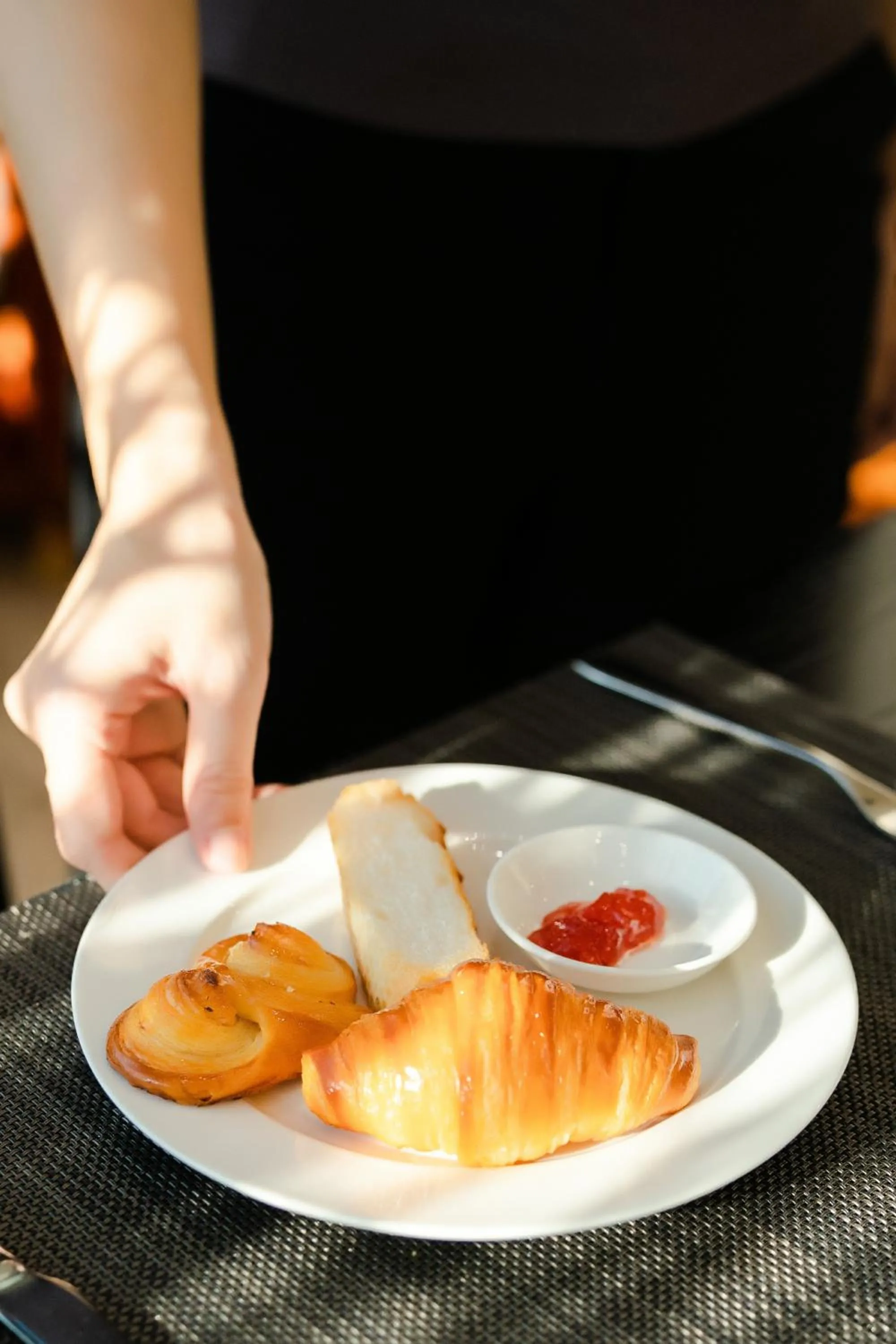 Continental breakfast in Brilliant Hotel - Afternoon Tea Inclusive