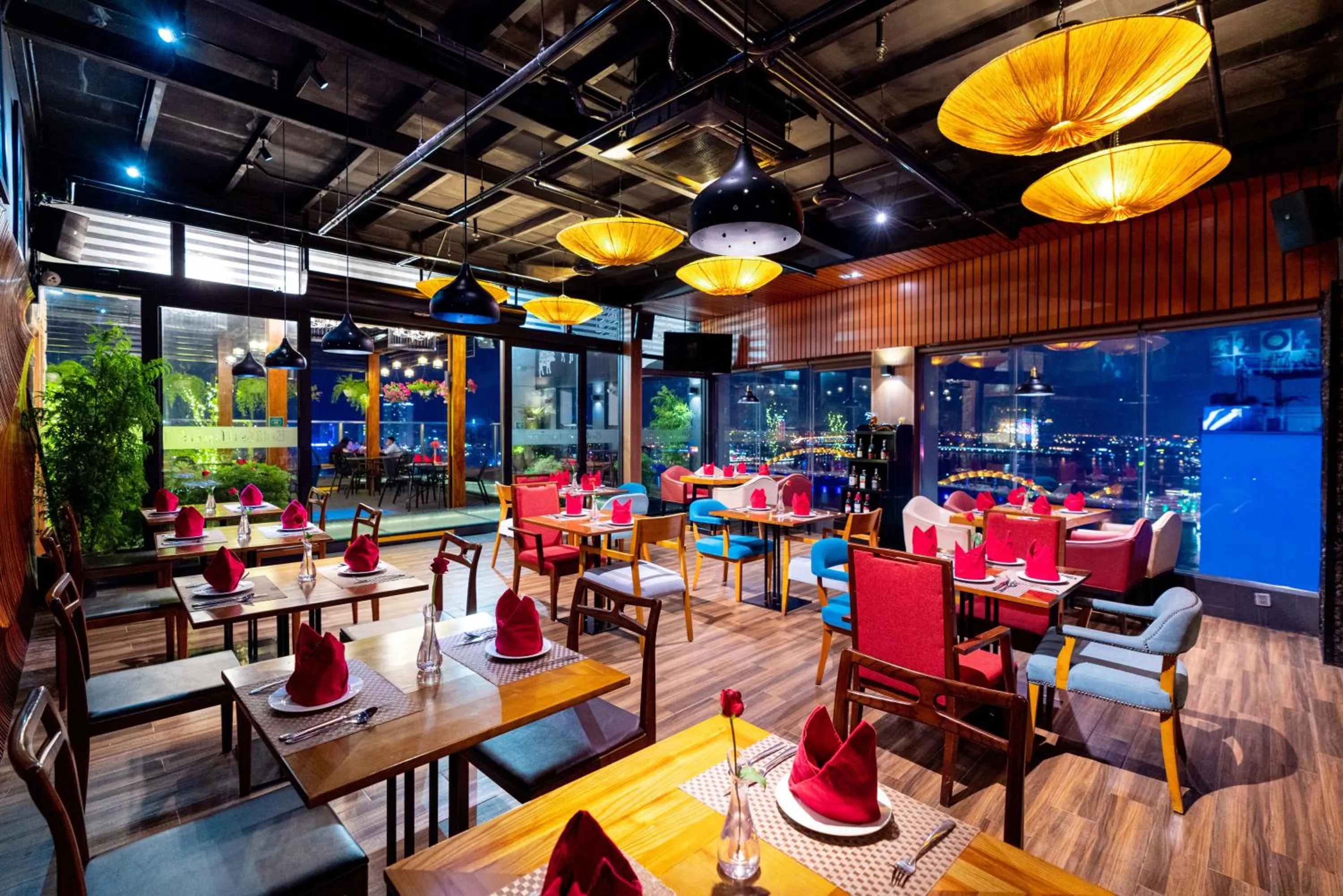 Lounge or bar in Brilliant Hotel - Afternoon Tea Inclusive