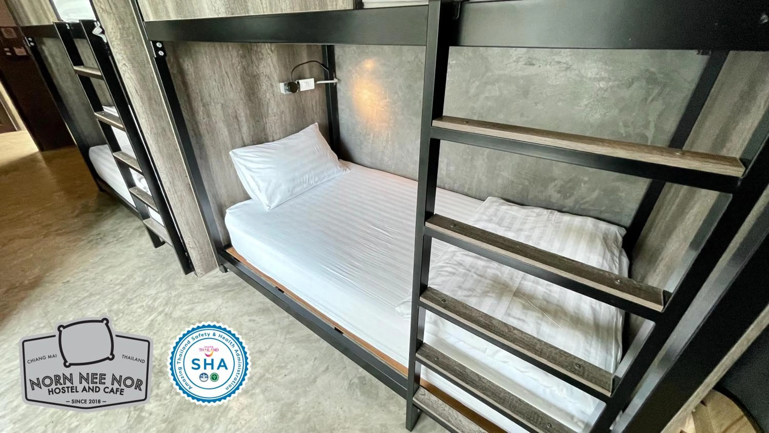 bunk bed, Bed in Norn Nee Nor