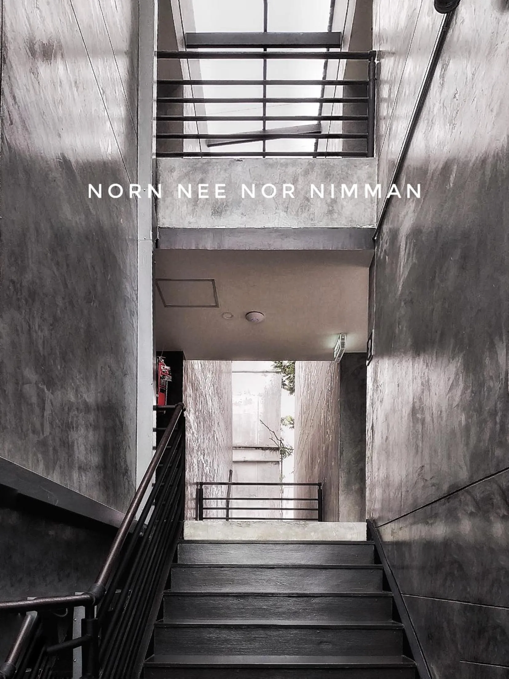 Facade/entrance in Norn Nee Nor