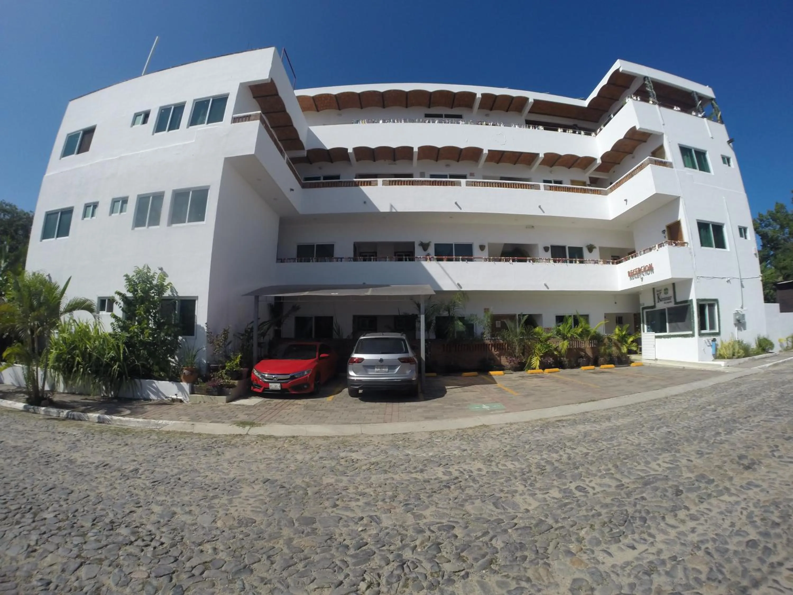 Property building in Kiramar los Peyotes