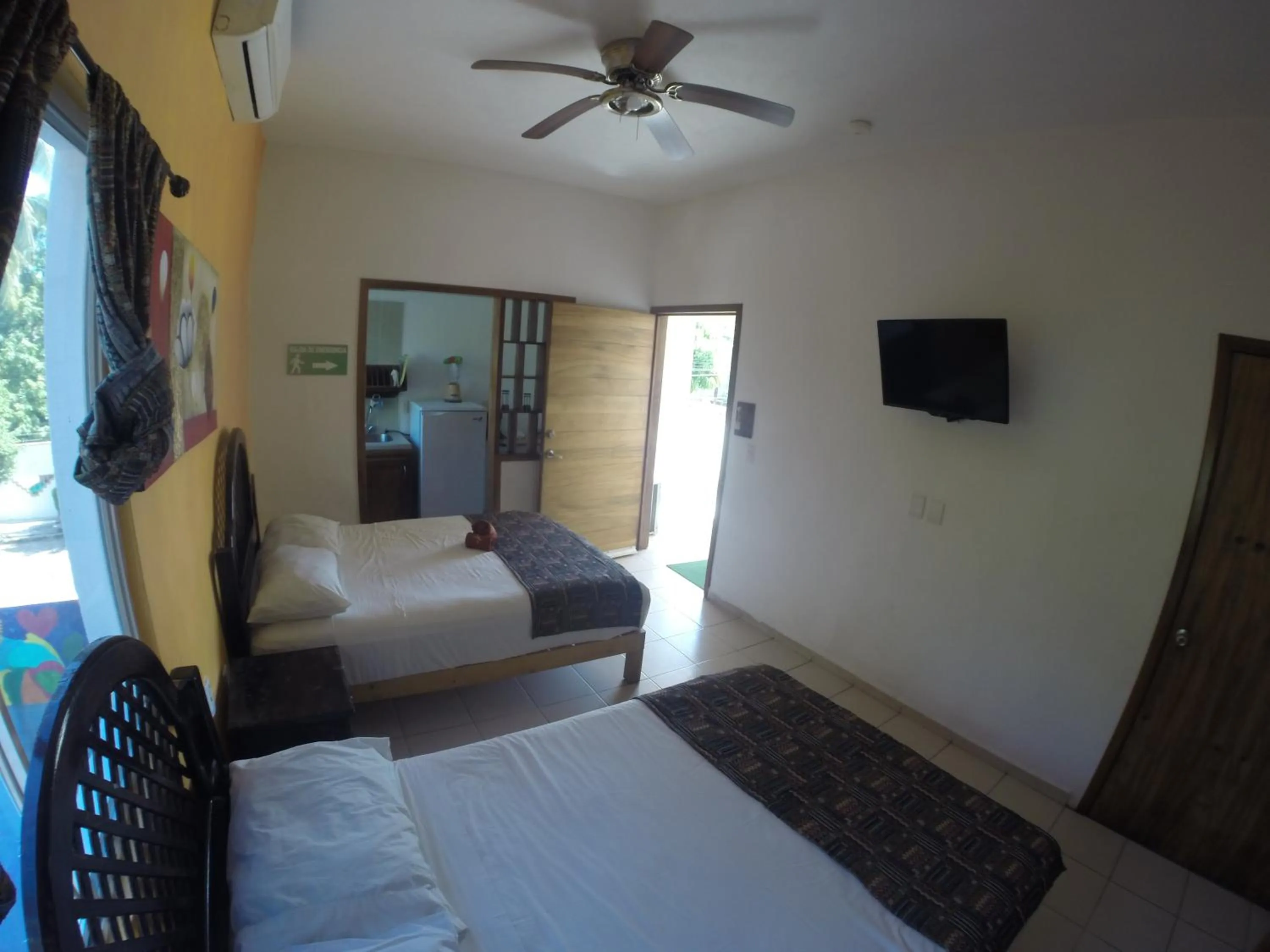 Photo of the whole room in Kiramar los Peyotes