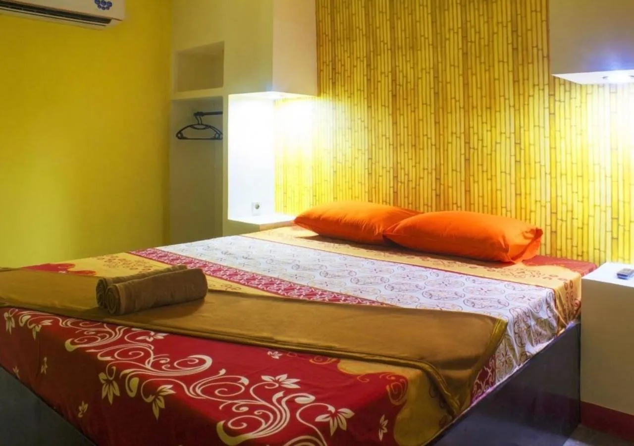 Bedroom, Bed in New Priok Indah Syariah Hotel