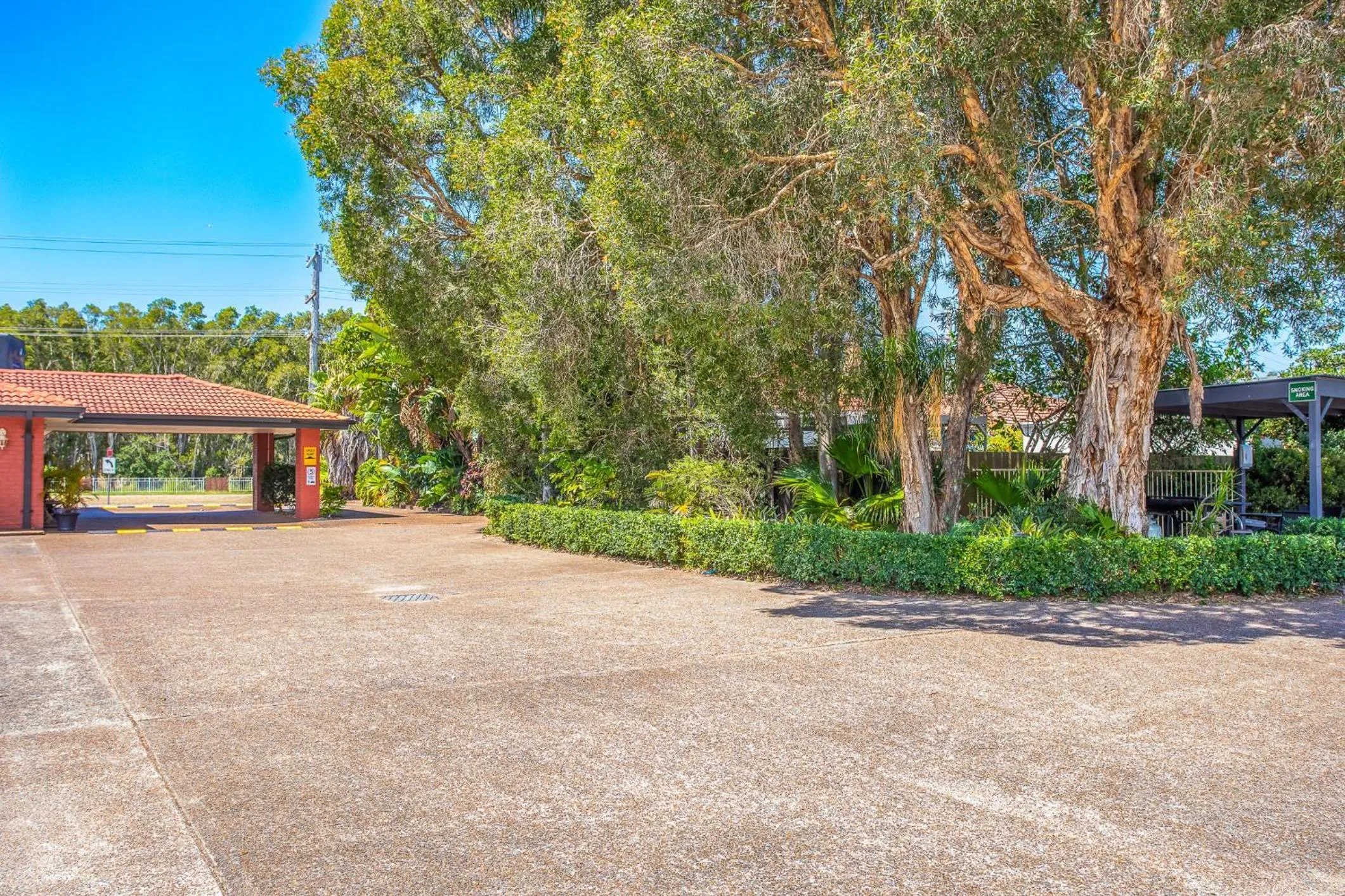Garden view in Lake Macquarie Motor Inn