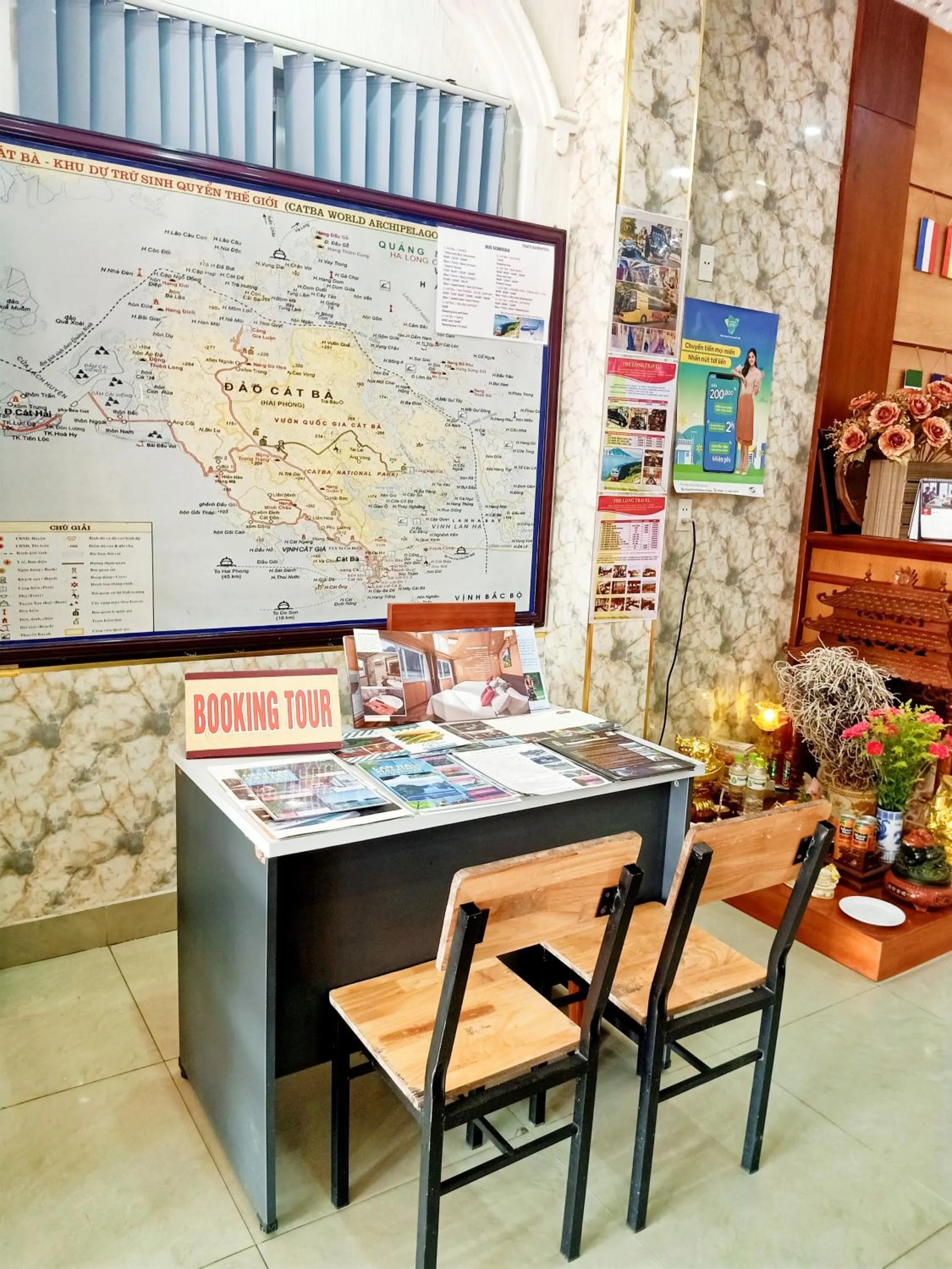Living room in Phoenix Flower Hotel