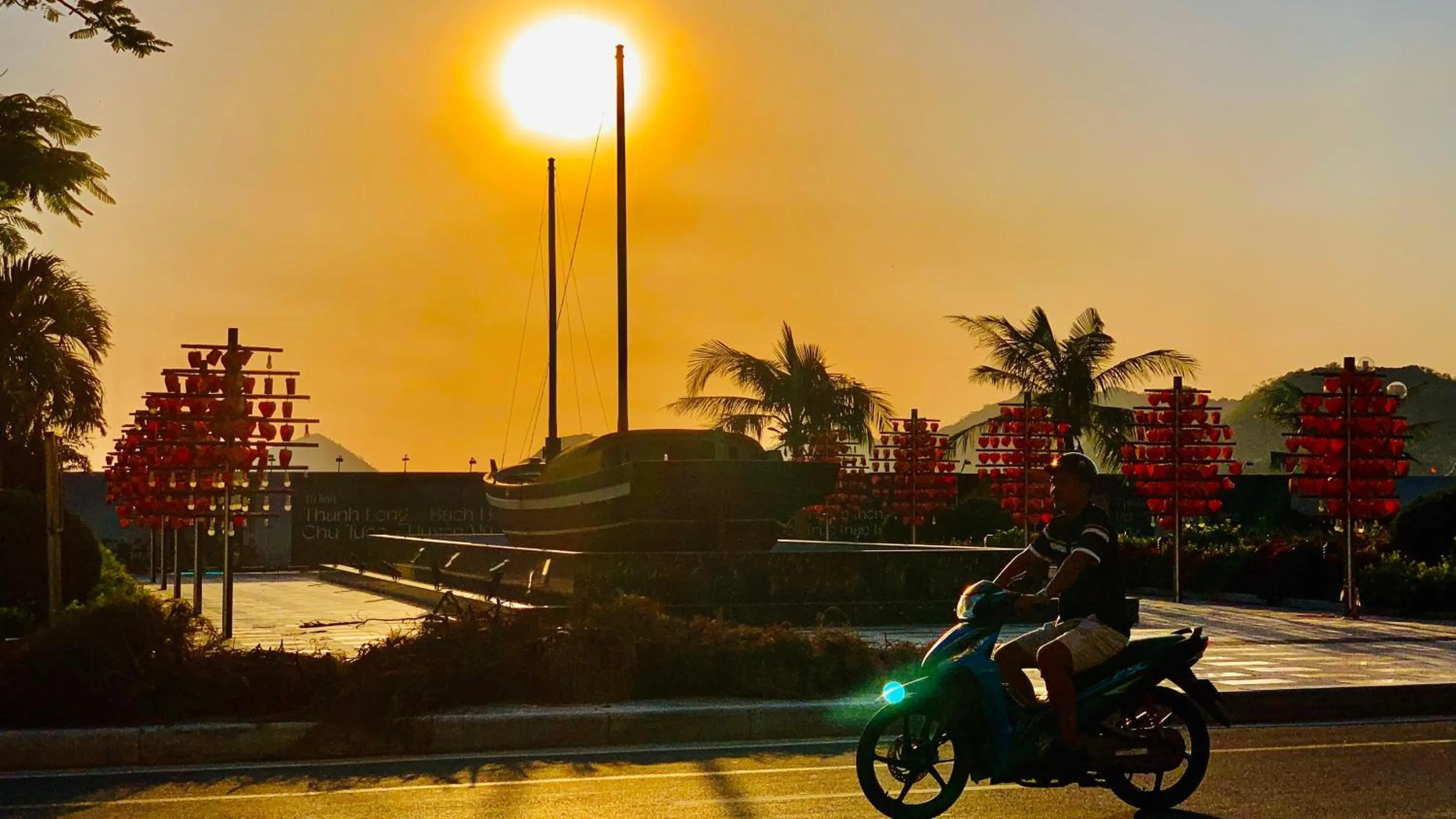 Nearby landmark in Phoenix Flower Hotel