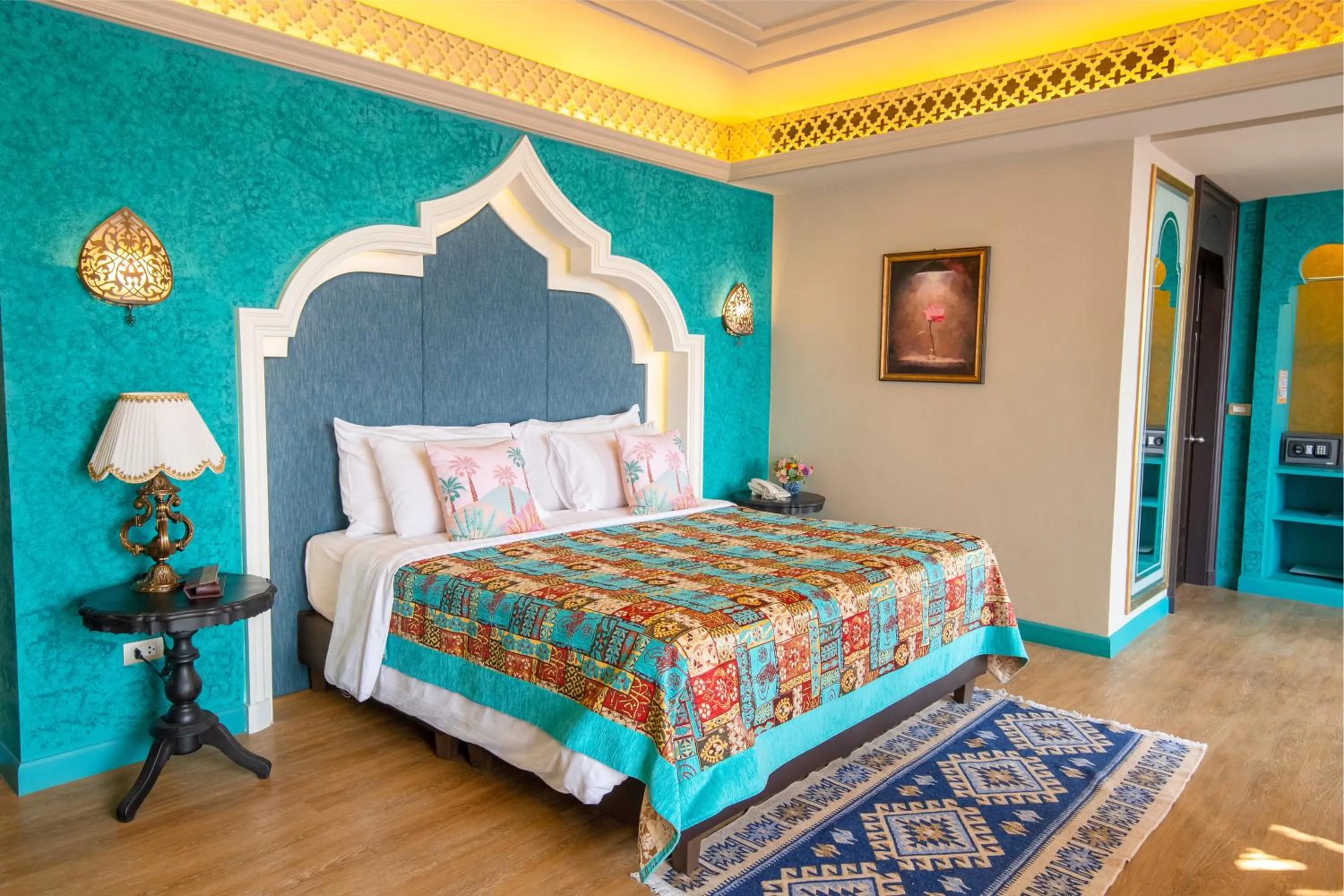 Bedroom, Bed in Amman Unique Hotel