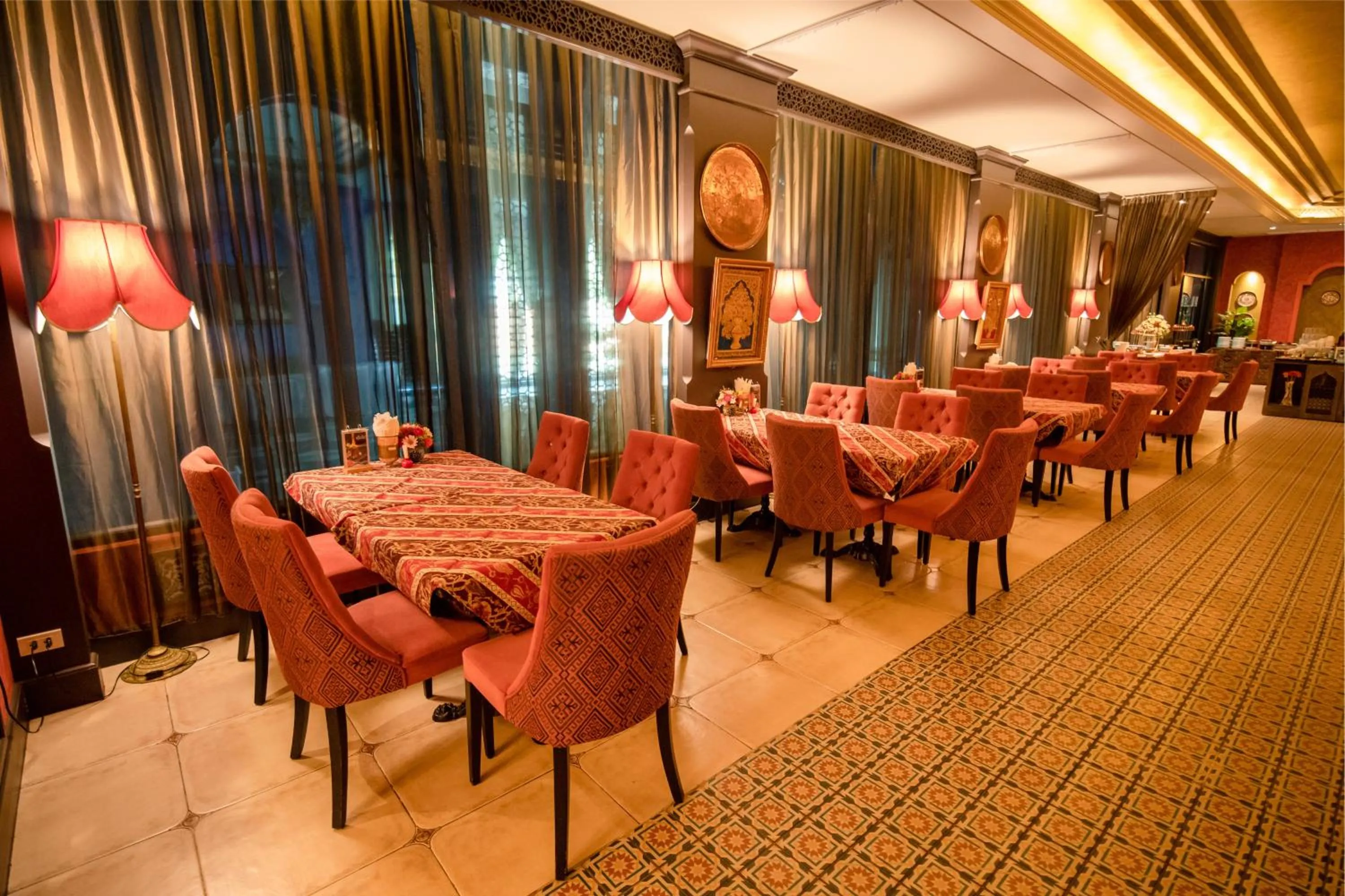 Restaurant/places to eat in Amman Unique Hotel