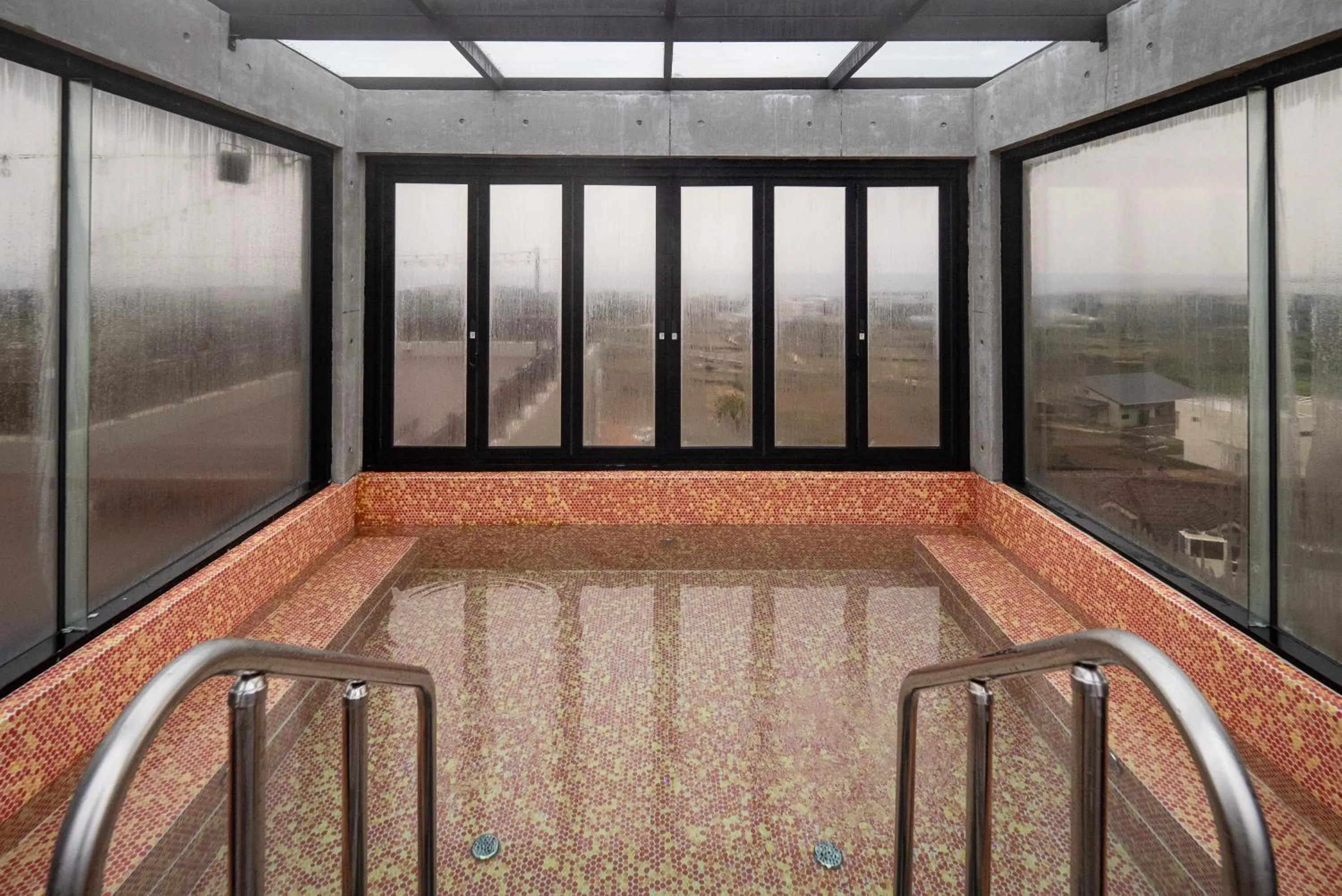 Swimming pool in Eco Green Resort