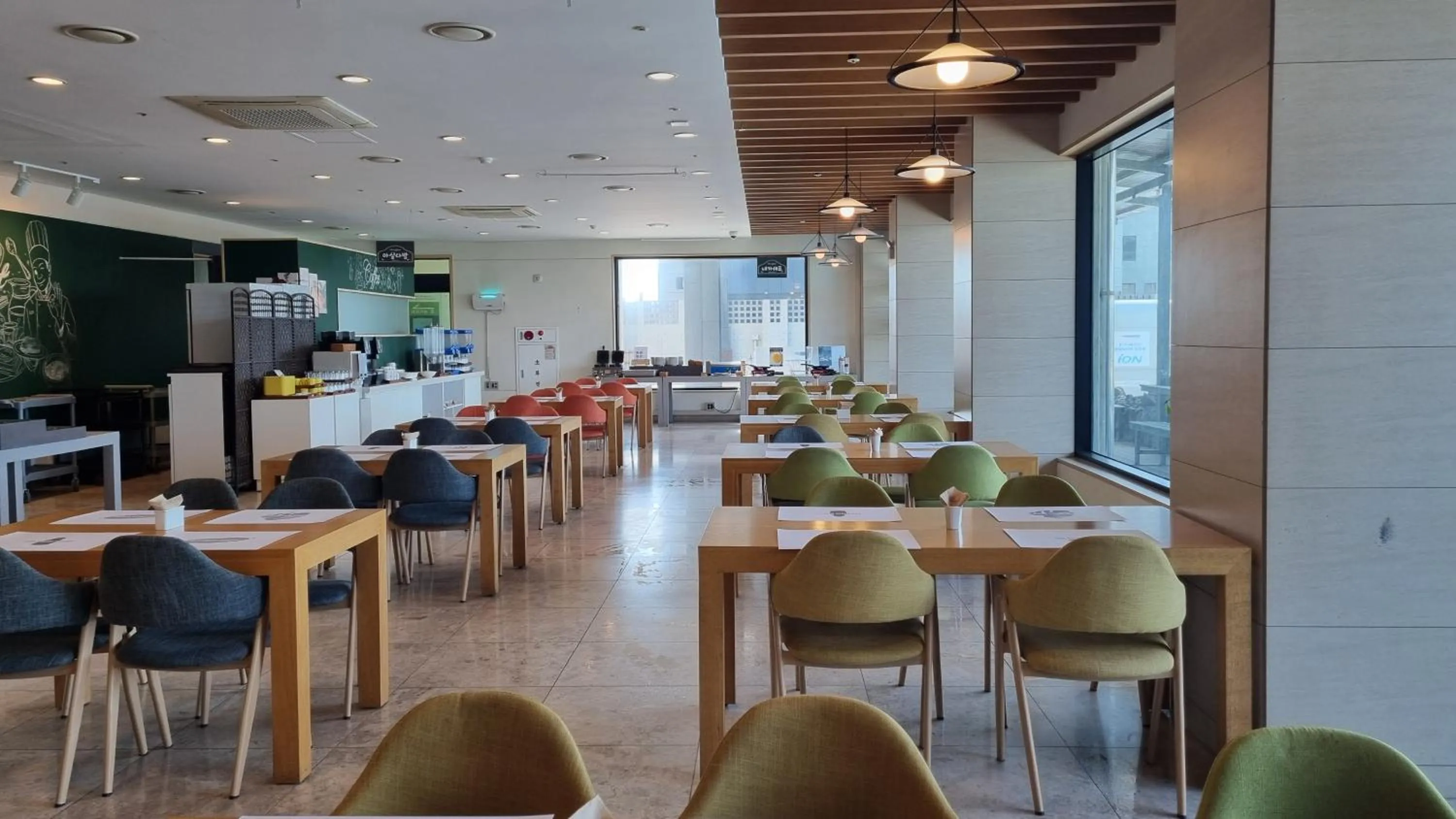 Restaurant/places to eat in Eco Green Resort