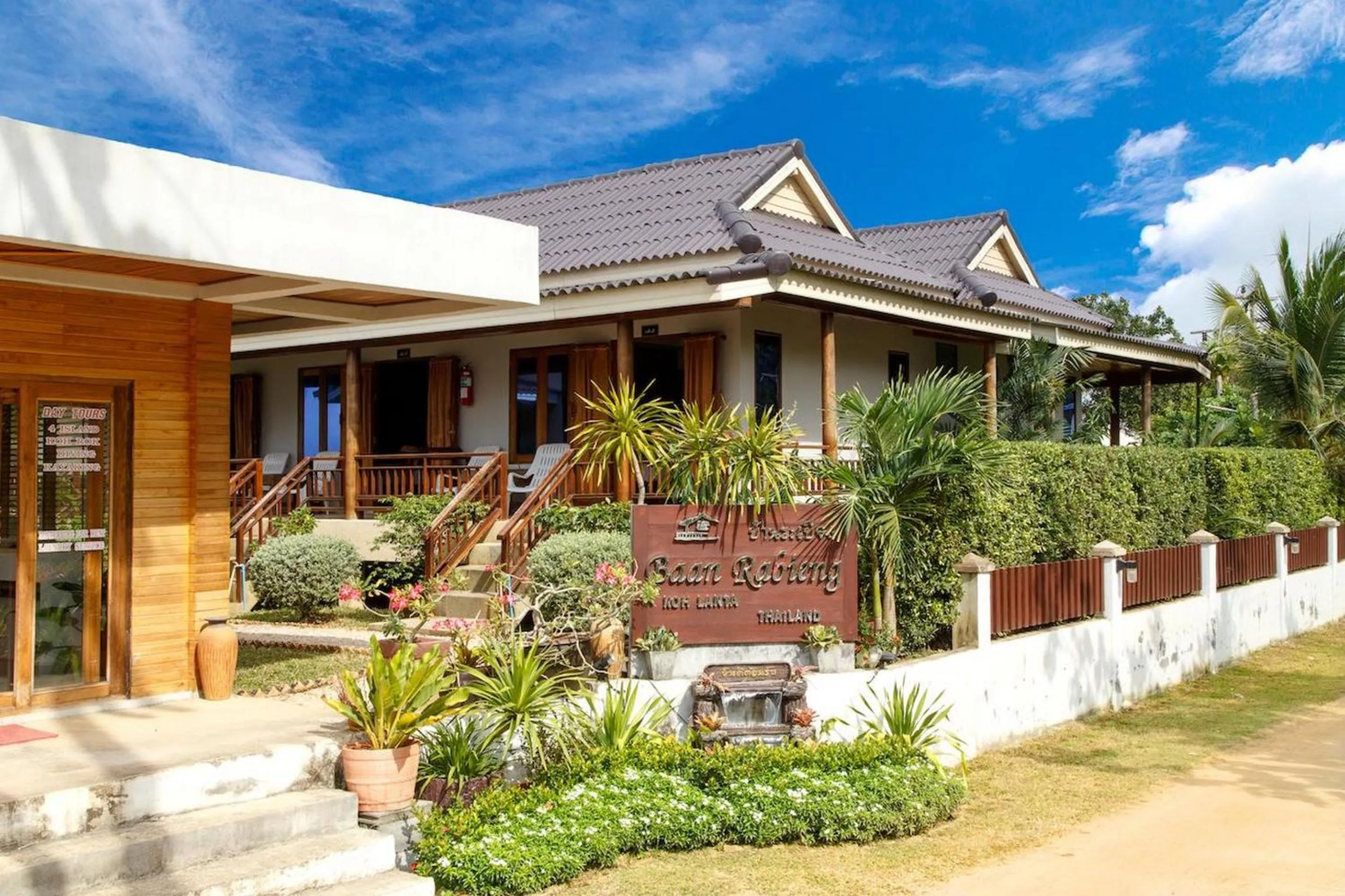Property building in Baan Rabieng Resort