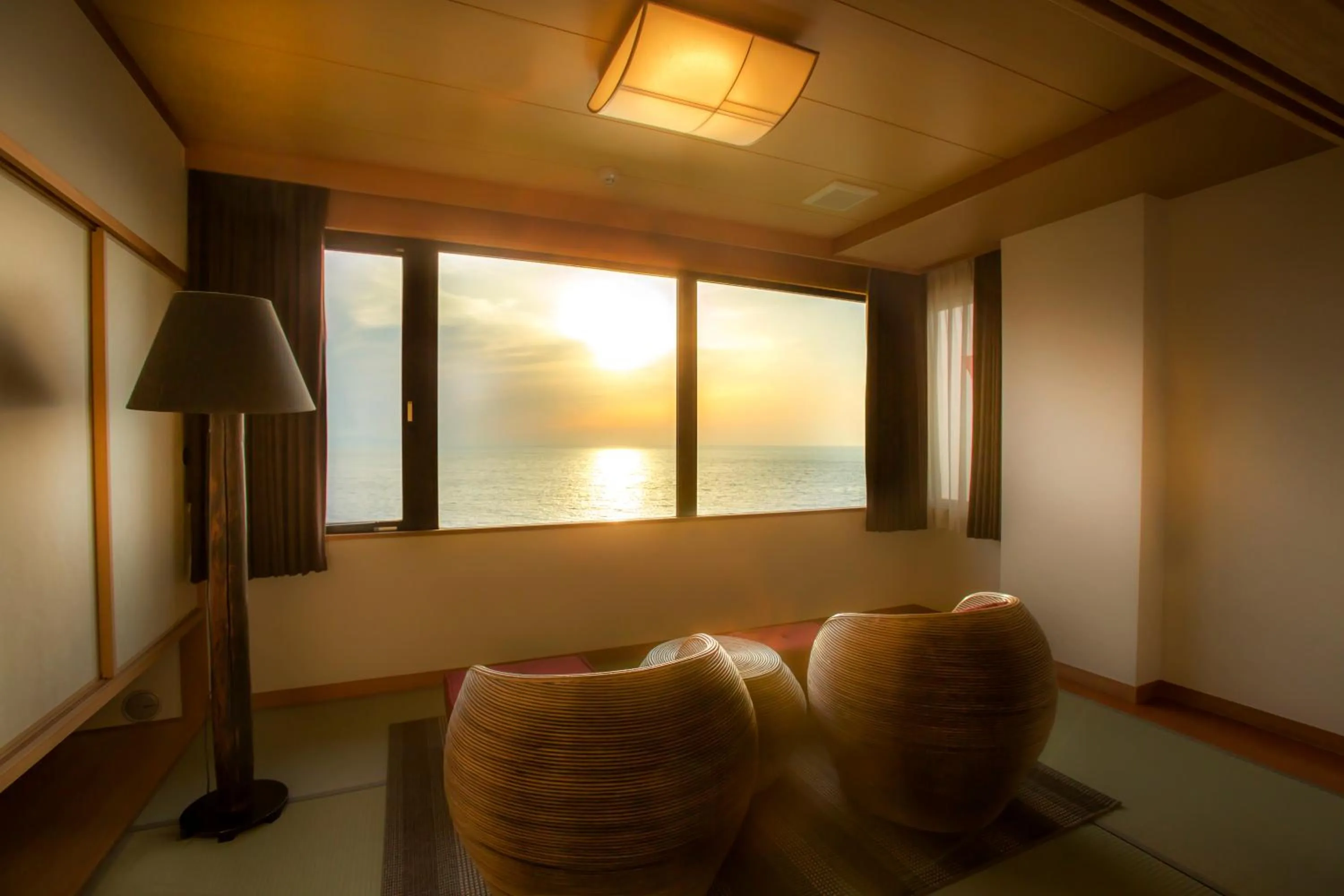 Photo of the whole room in Jukaitei