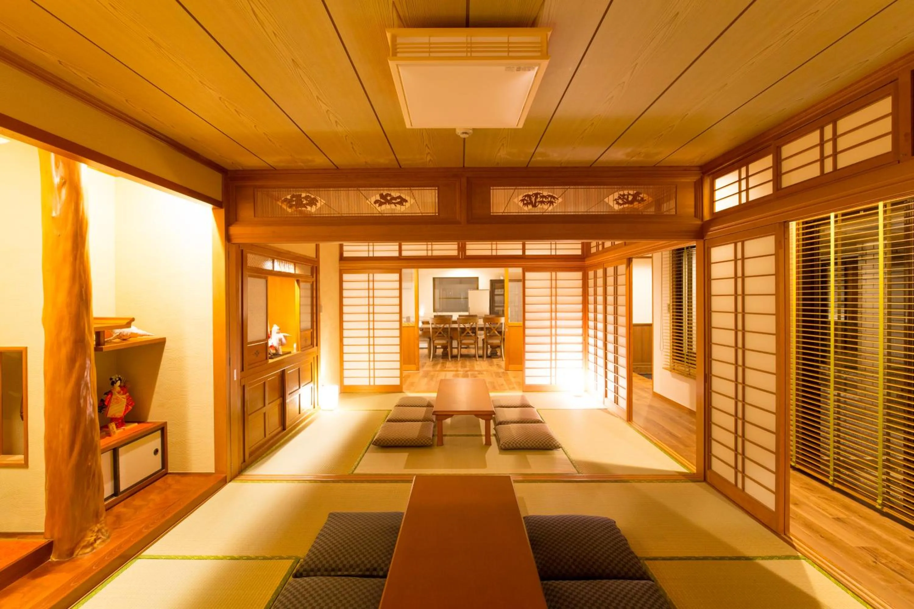 Decorative detail in Sanshoen Kabira