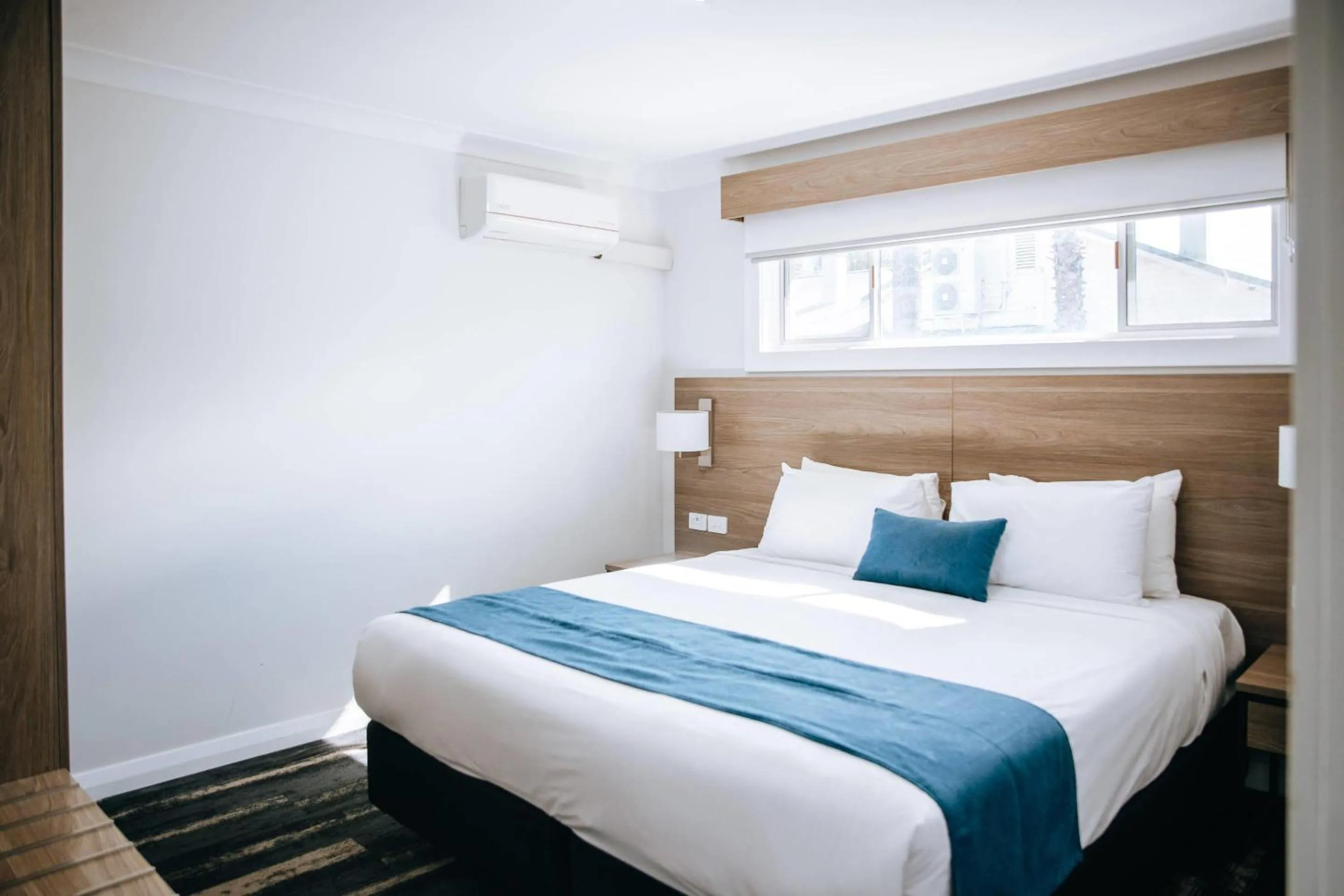 Bedroom, Bed in Comfort Inn Moree