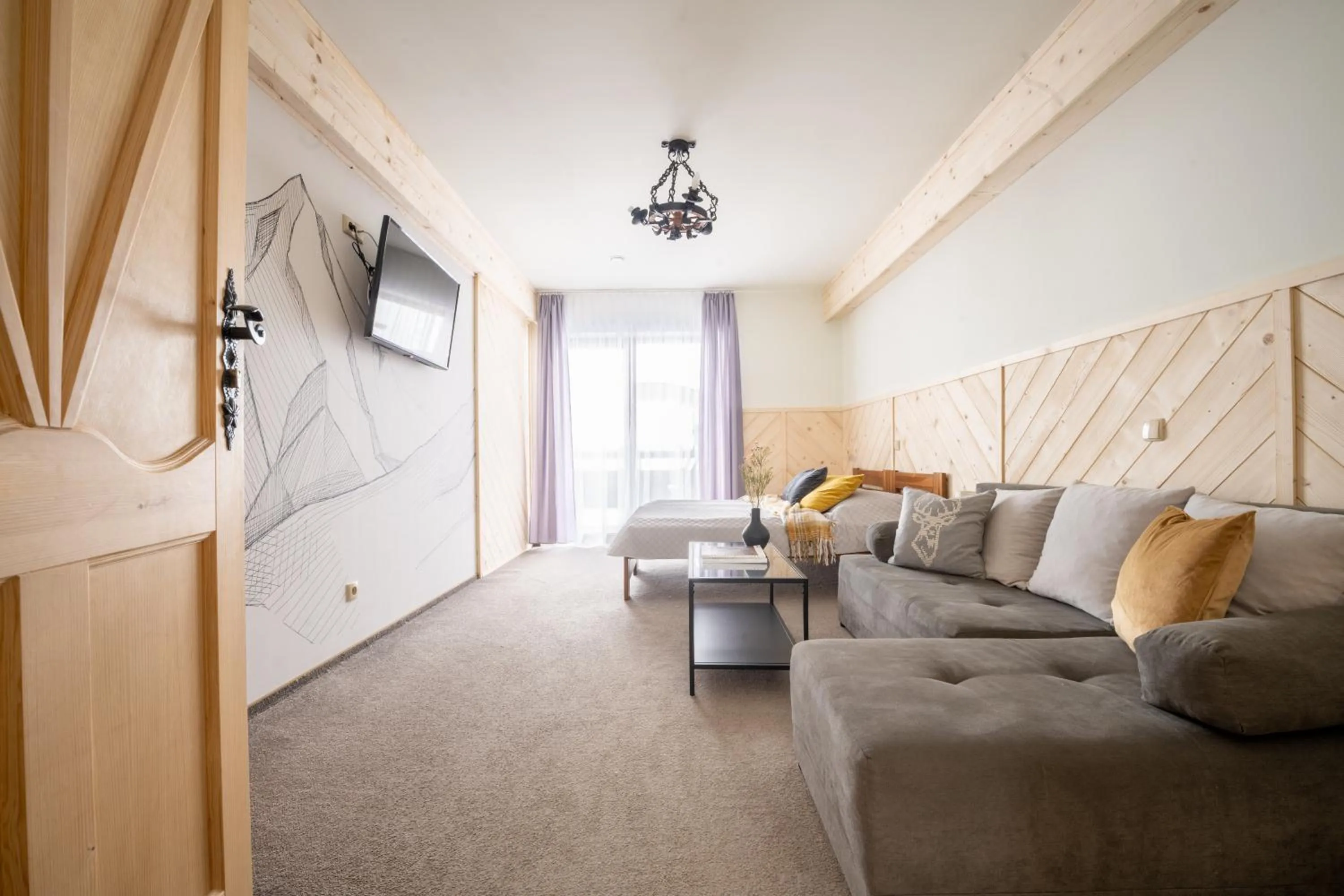 TV and multimedia in Villa Tatrica