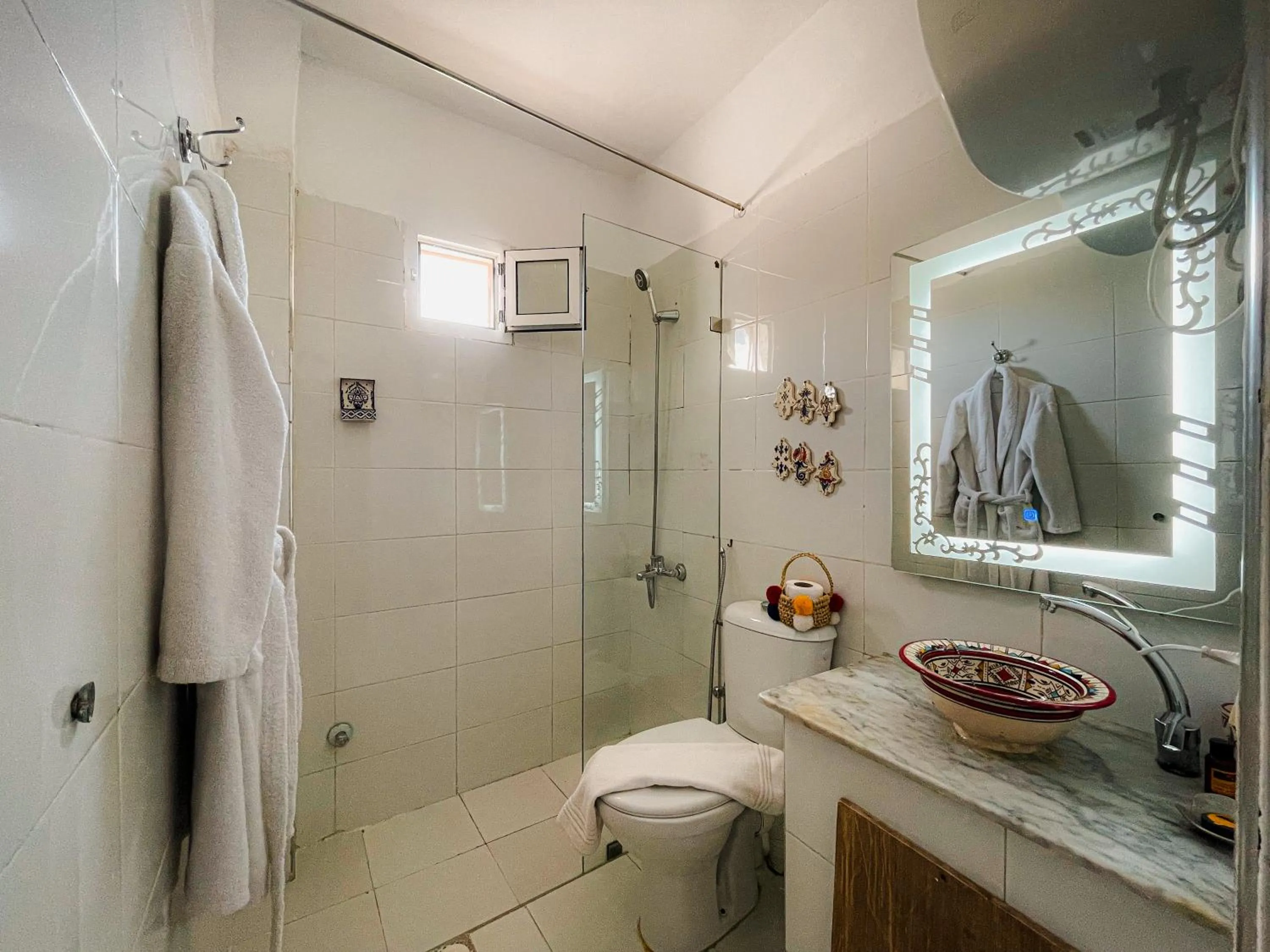 Shower in Hotel Princesse Ilham