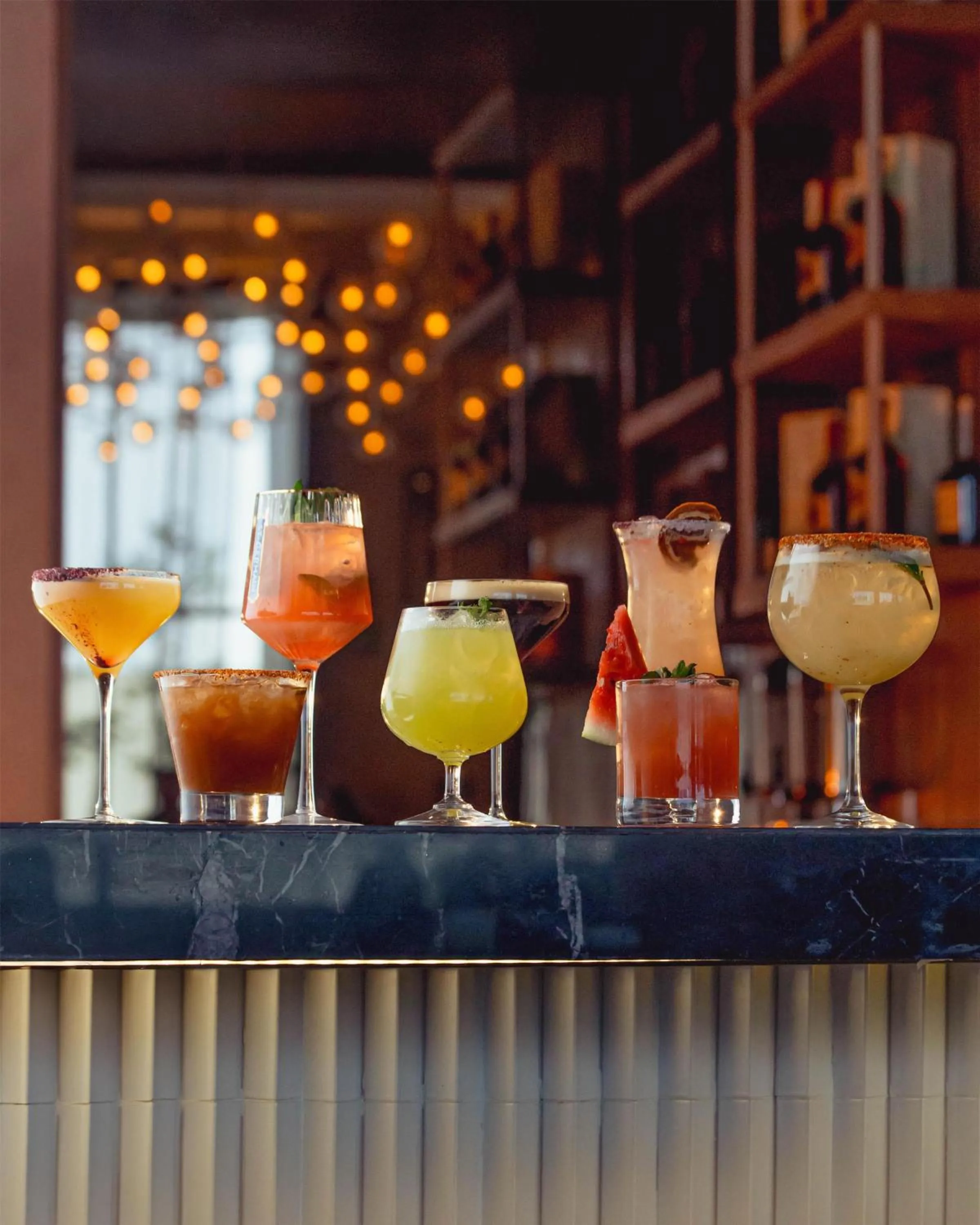 Lounge or bar in Hilton Guadalajara Midtown