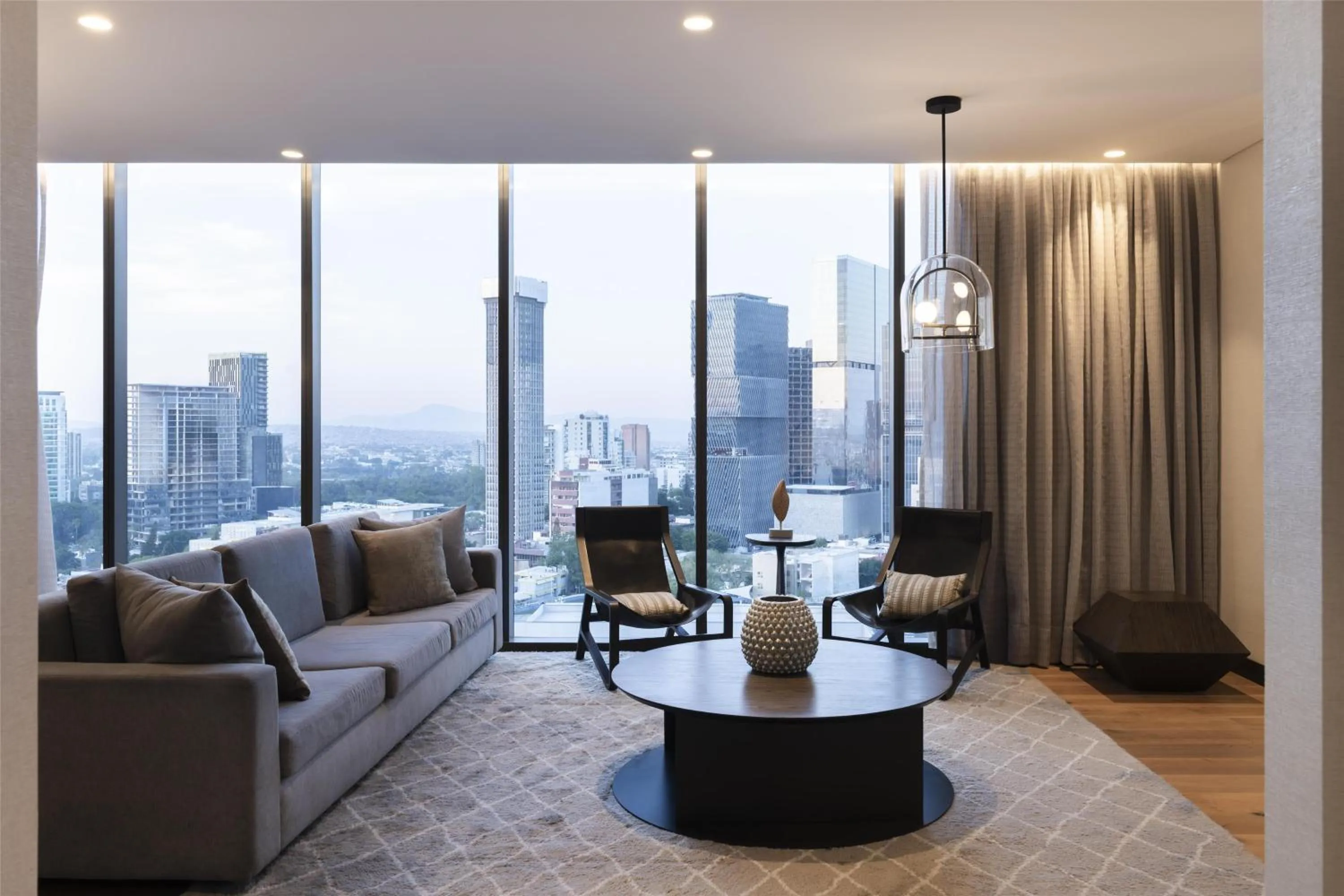 Living room in Hilton Guadalajara Midtown