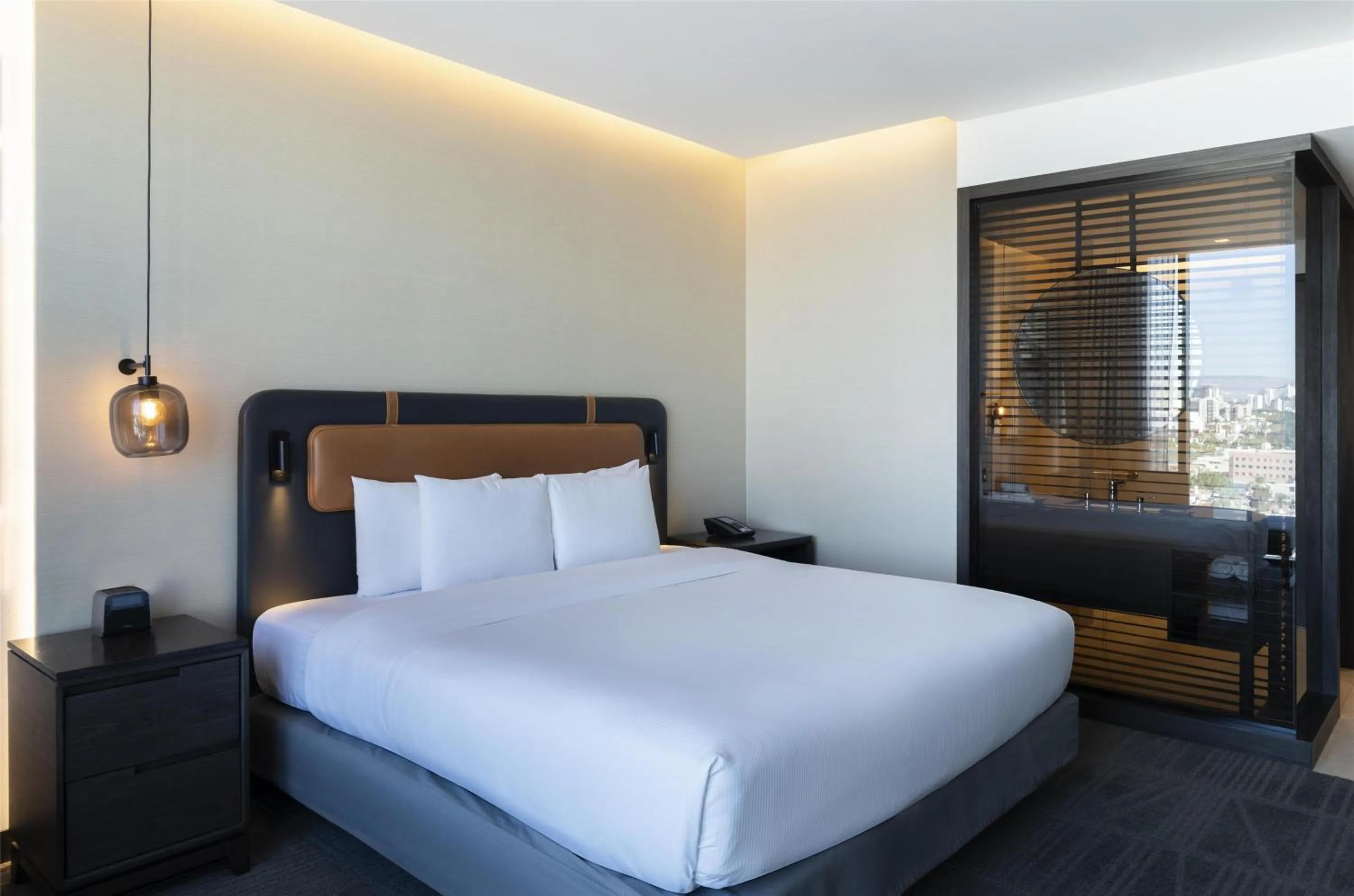 Bed in Hilton Guadalajara Midtown