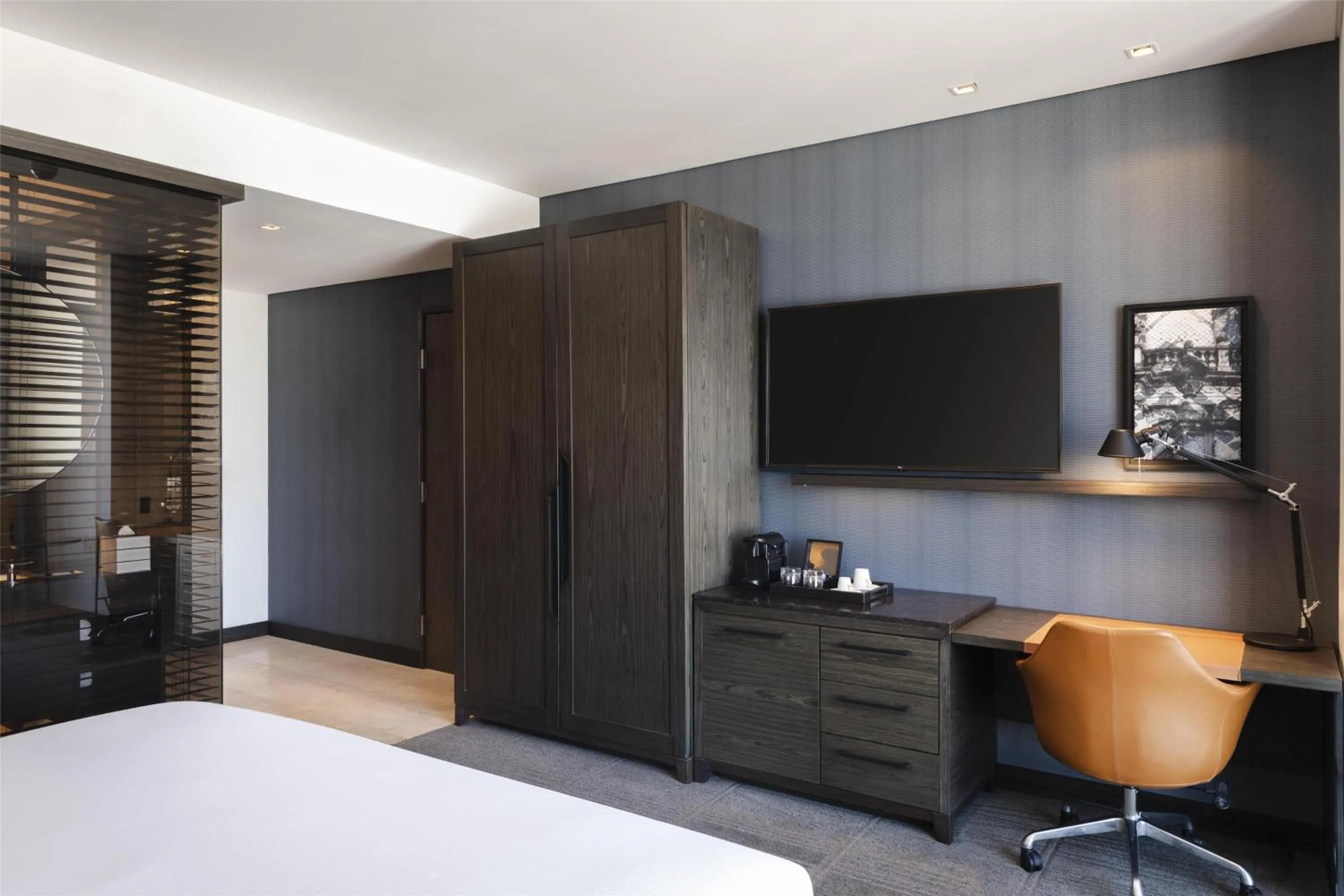 Bedroom, Bed in Hilton Guadalajara Midtown