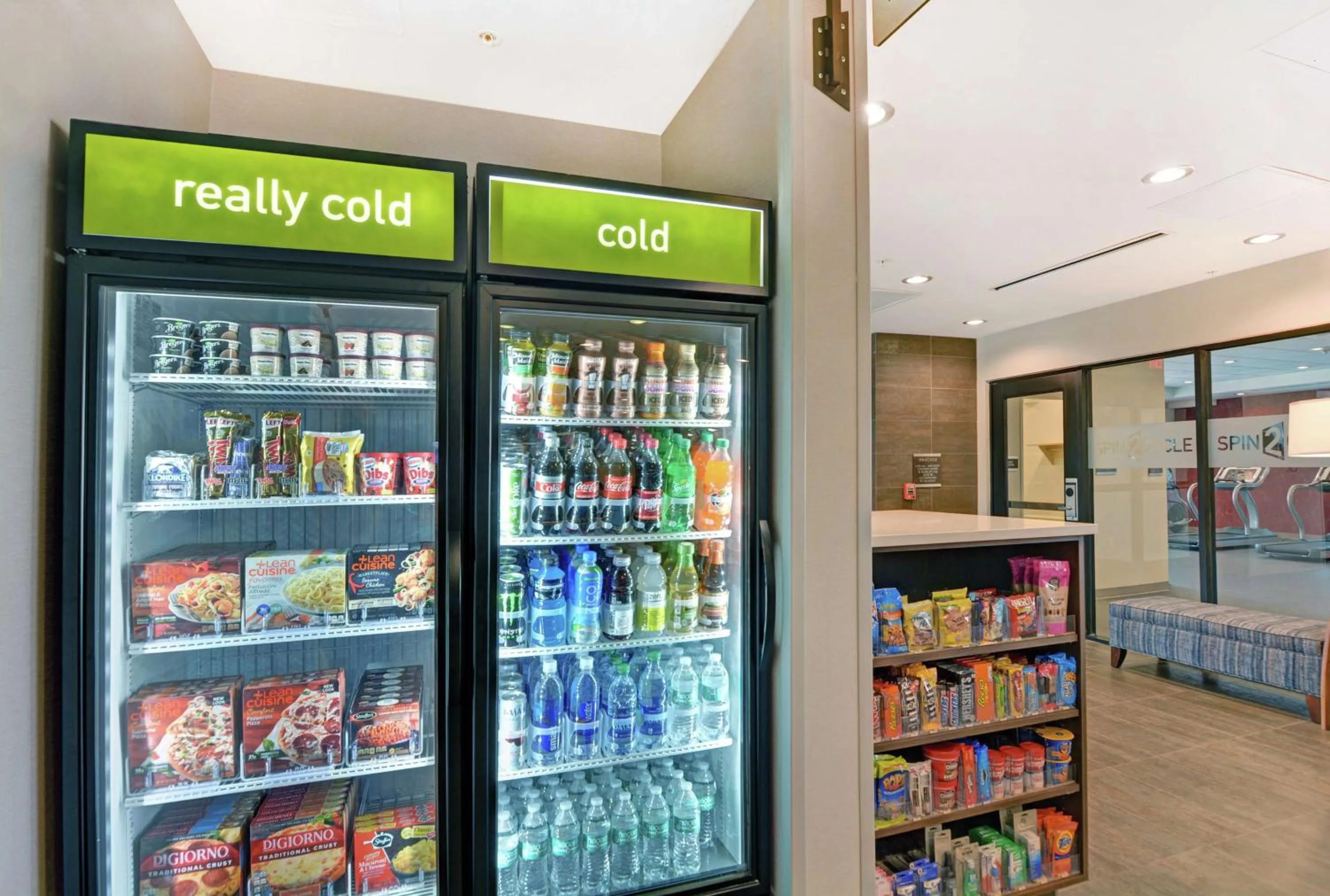 Restaurant/places to eat in Home2 Suites By Hilton Raleigh Durham Airport RTP