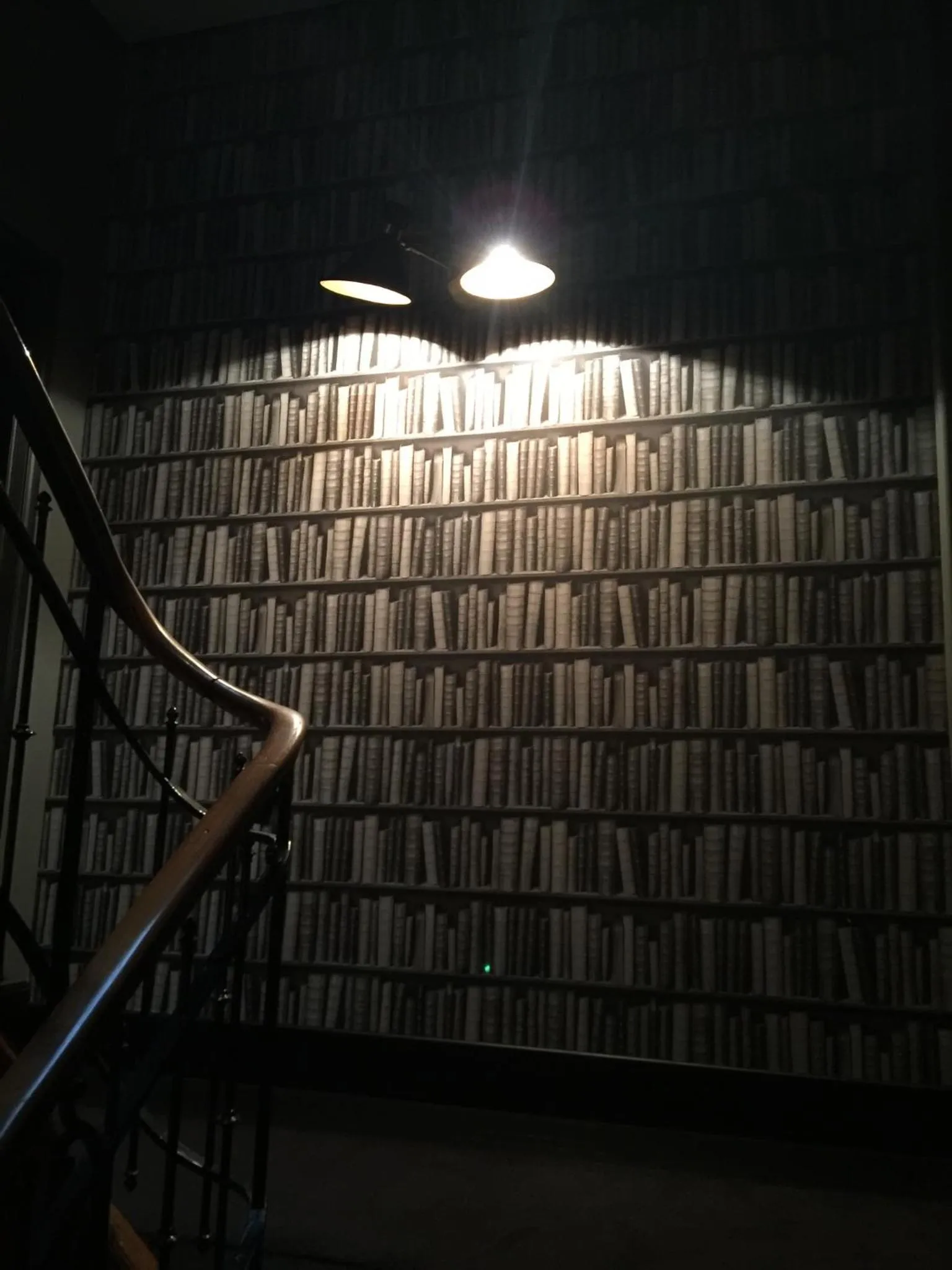 Decorative detail in La Villa 1901