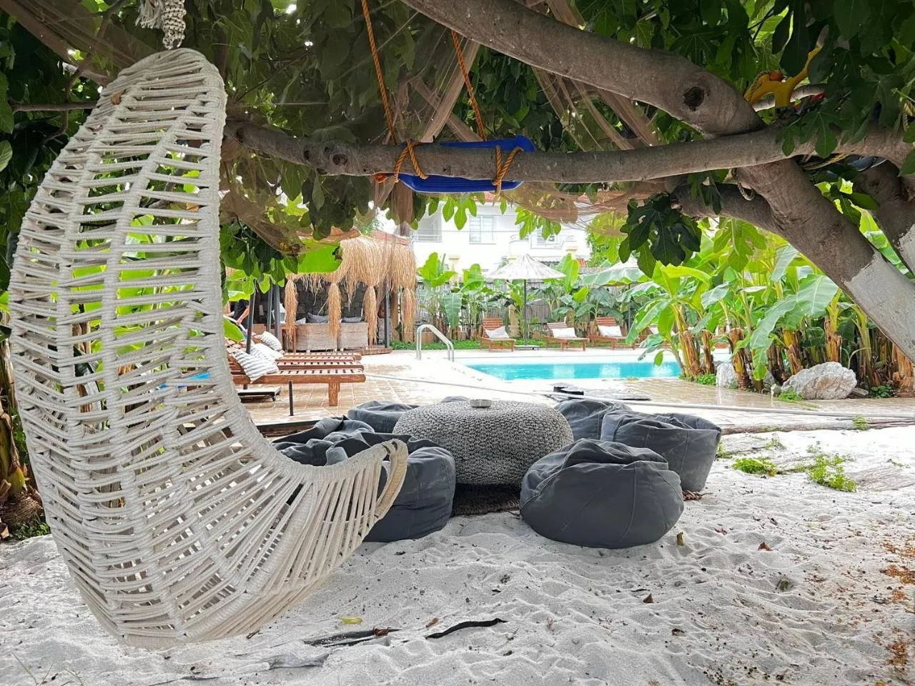 Swimming pool in Han Boutique Hotel