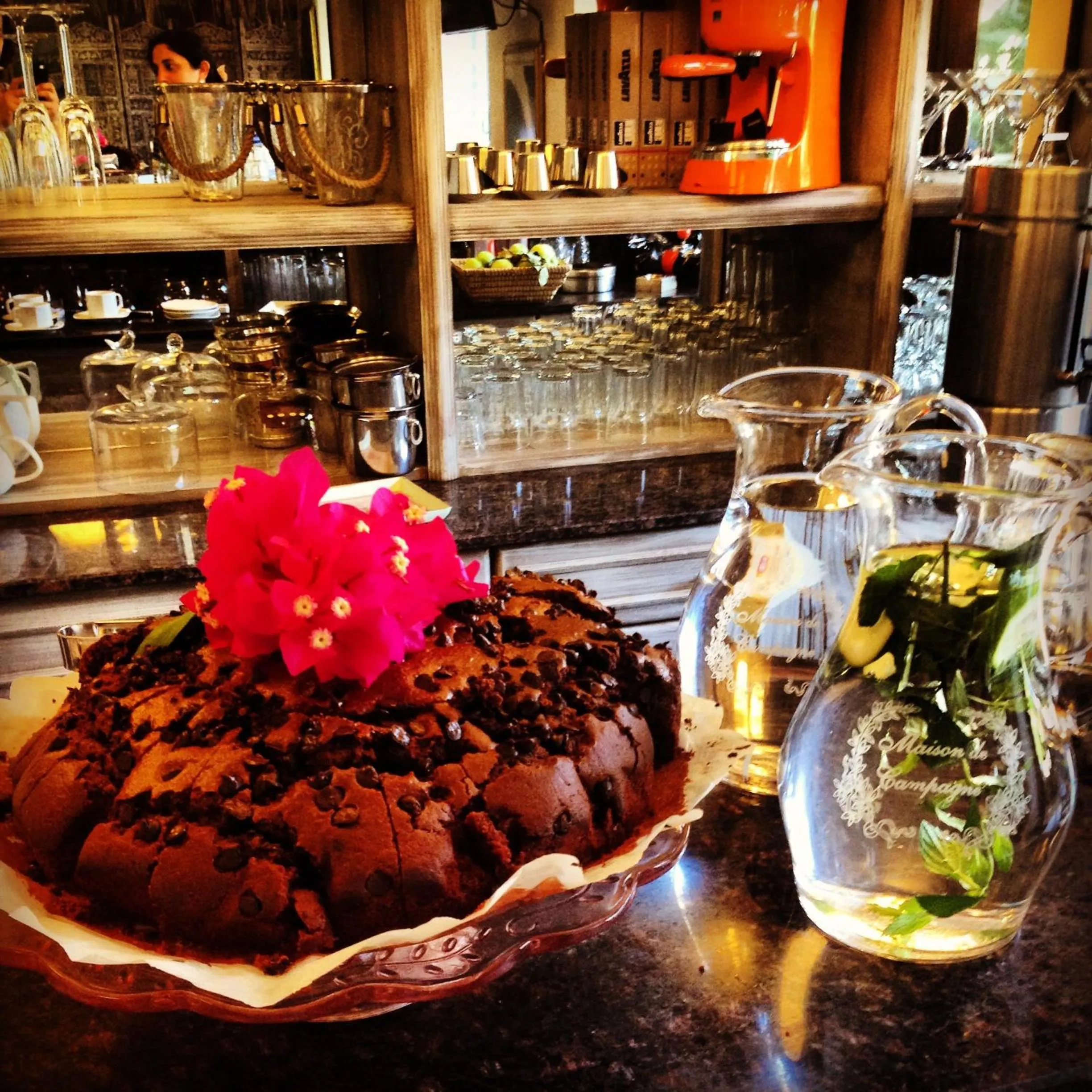 Food and drinks in Han Boutique Hotel