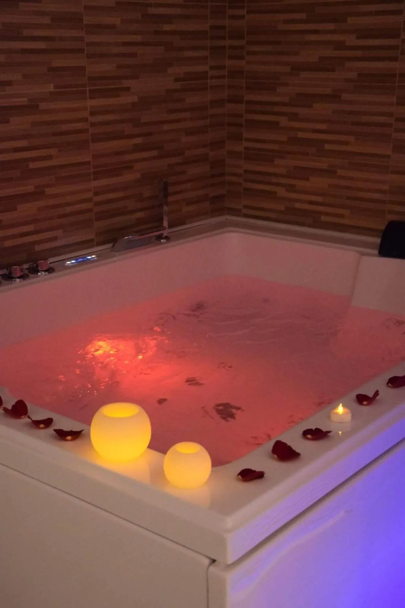 Hot Tub in Les Portes Du Hable