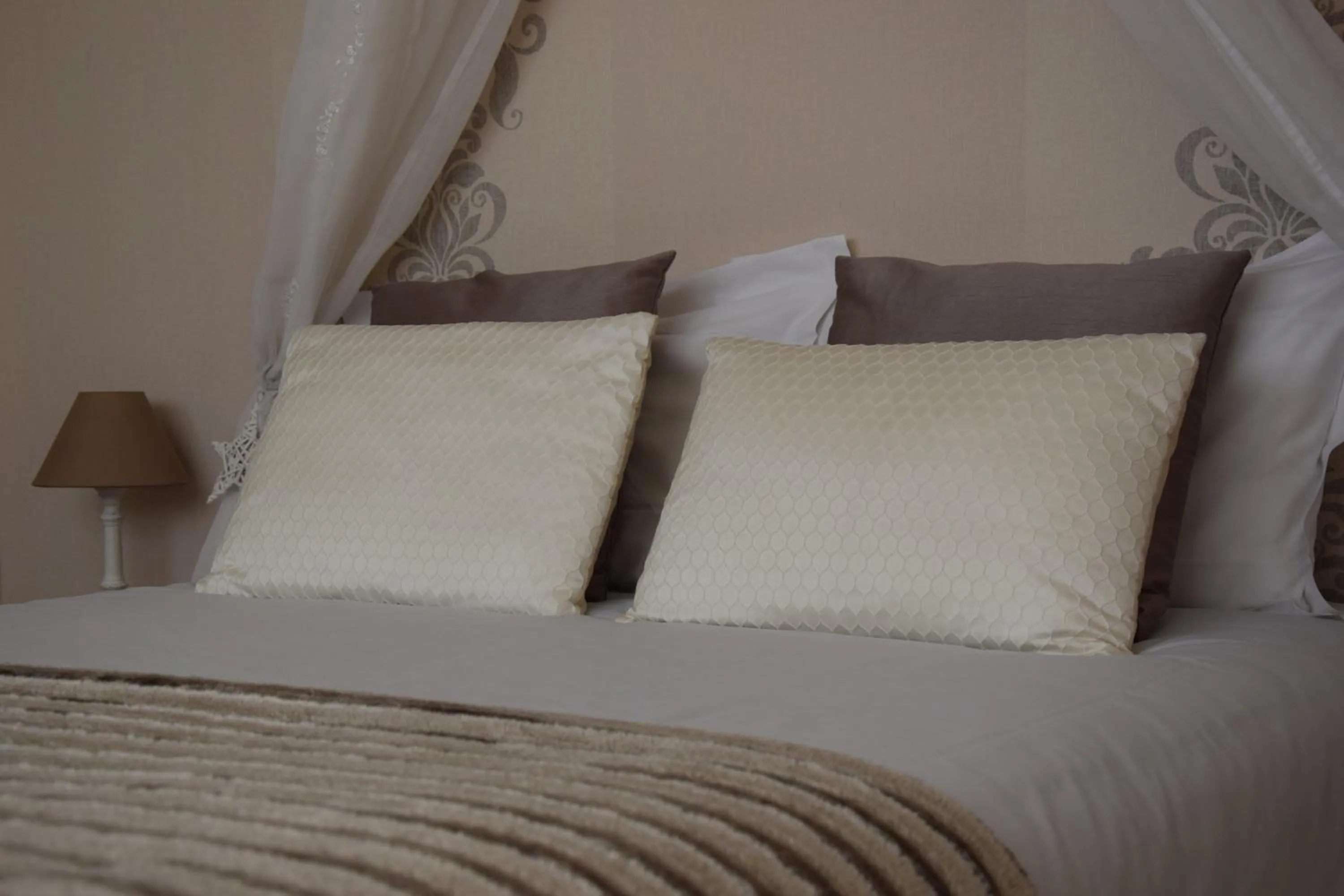 Decorative detail, Bed in Les Portes Du Hable