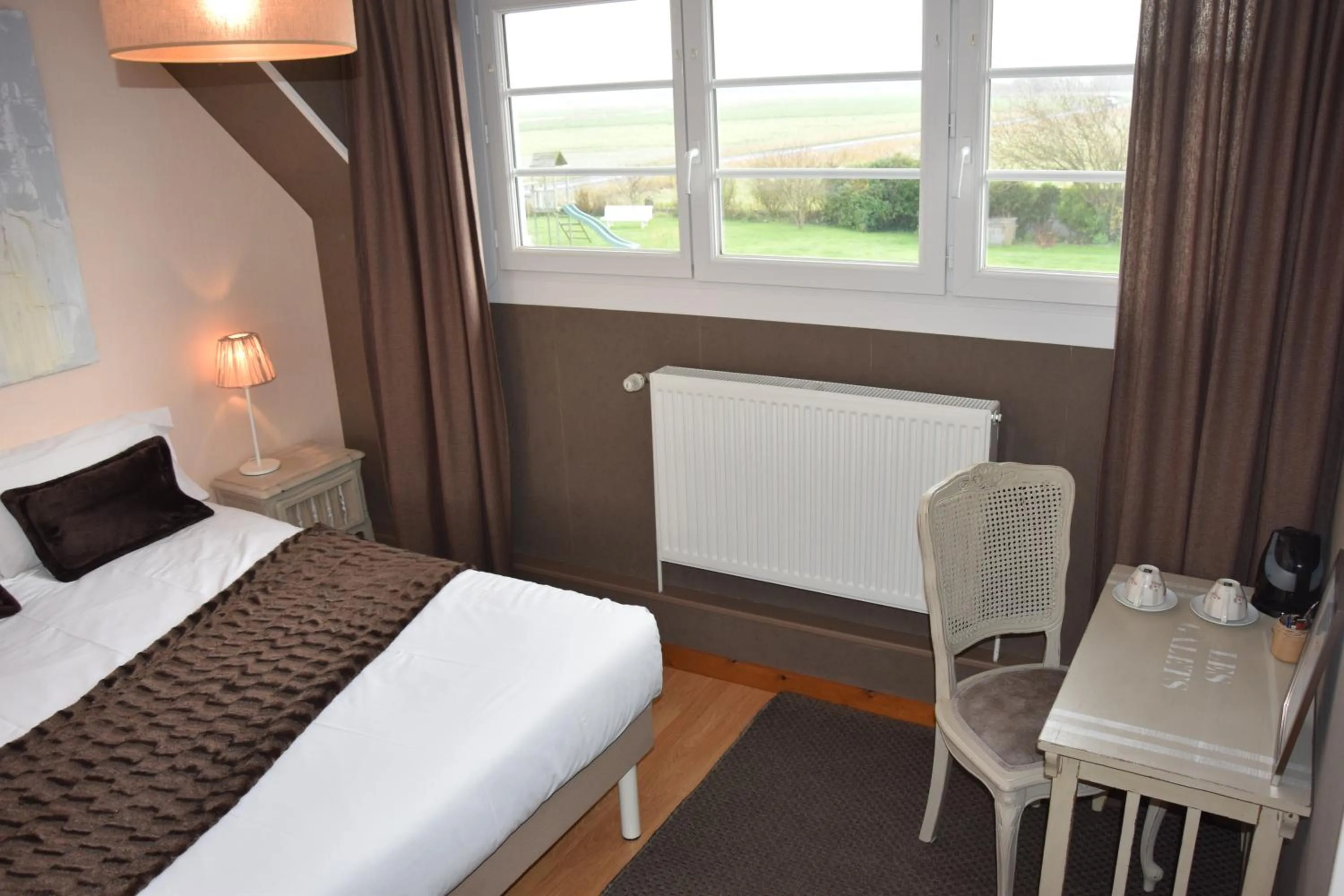 Photo of the whole room, Bed in Les Portes Du Hable