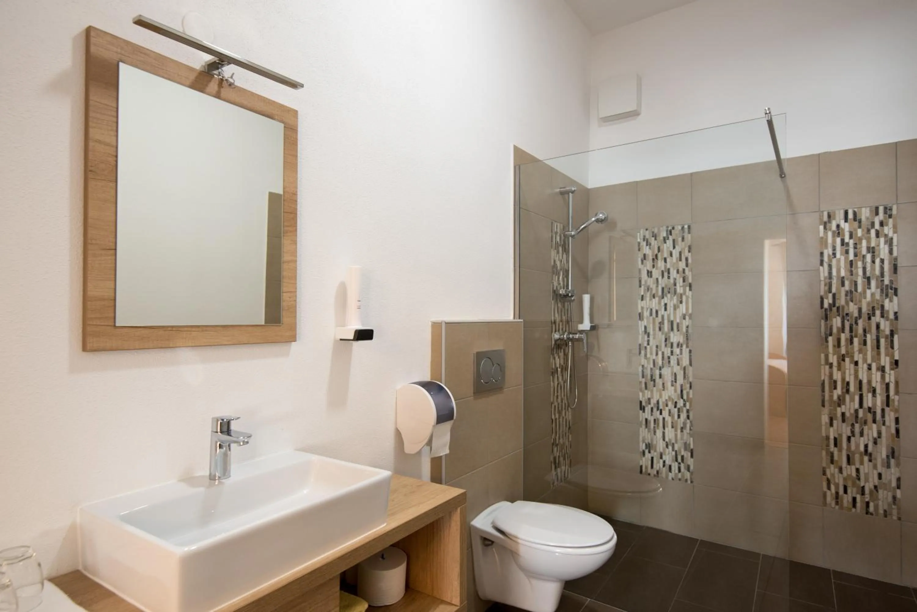 Shower in Guesthouse Stari Mayr