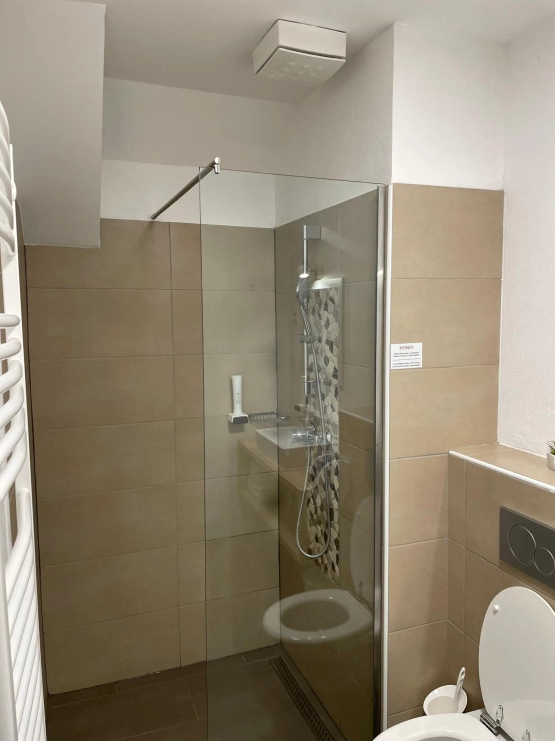Shower in Guesthouse Stari Mayr
