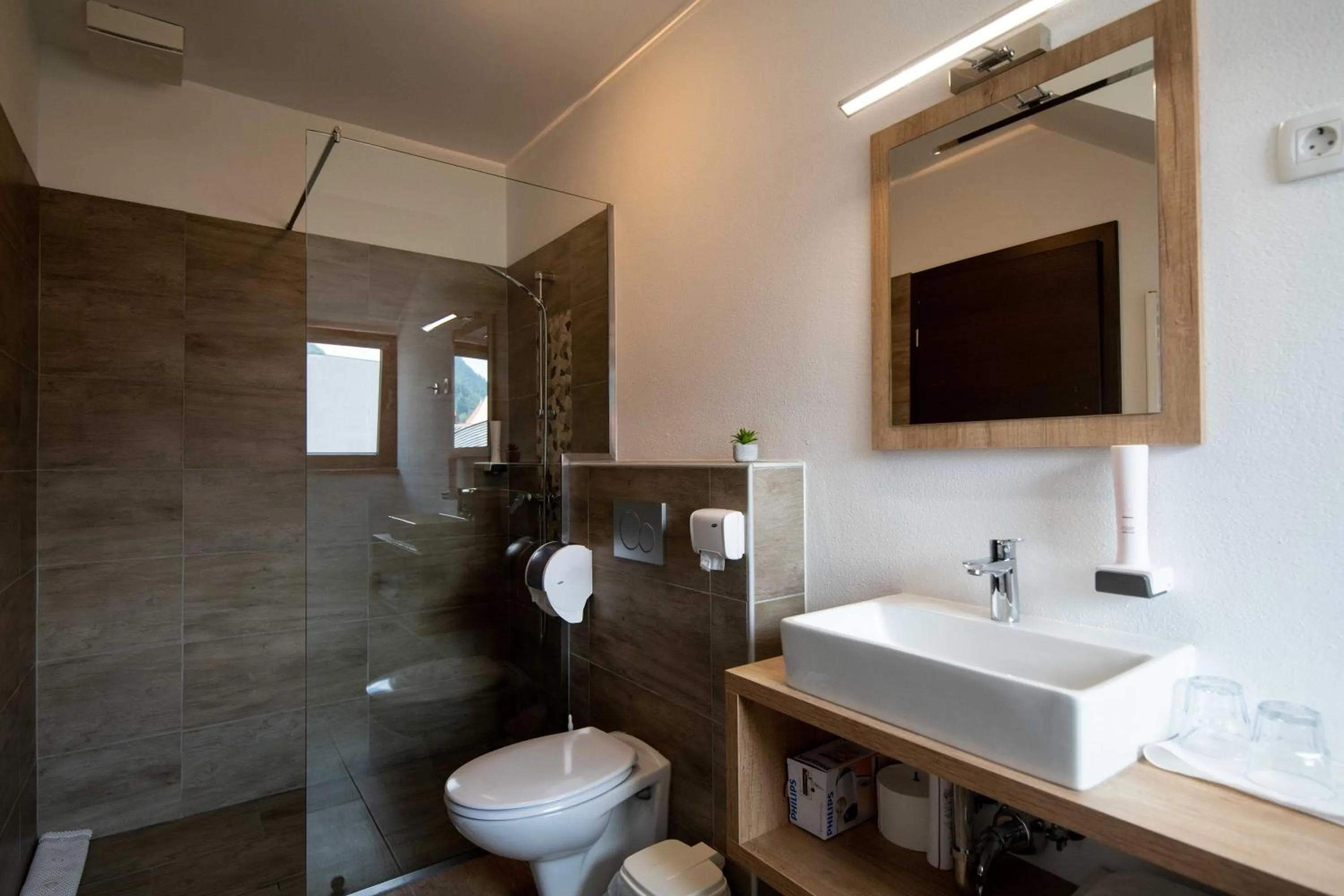 Shower in Guesthouse Stari Mayr