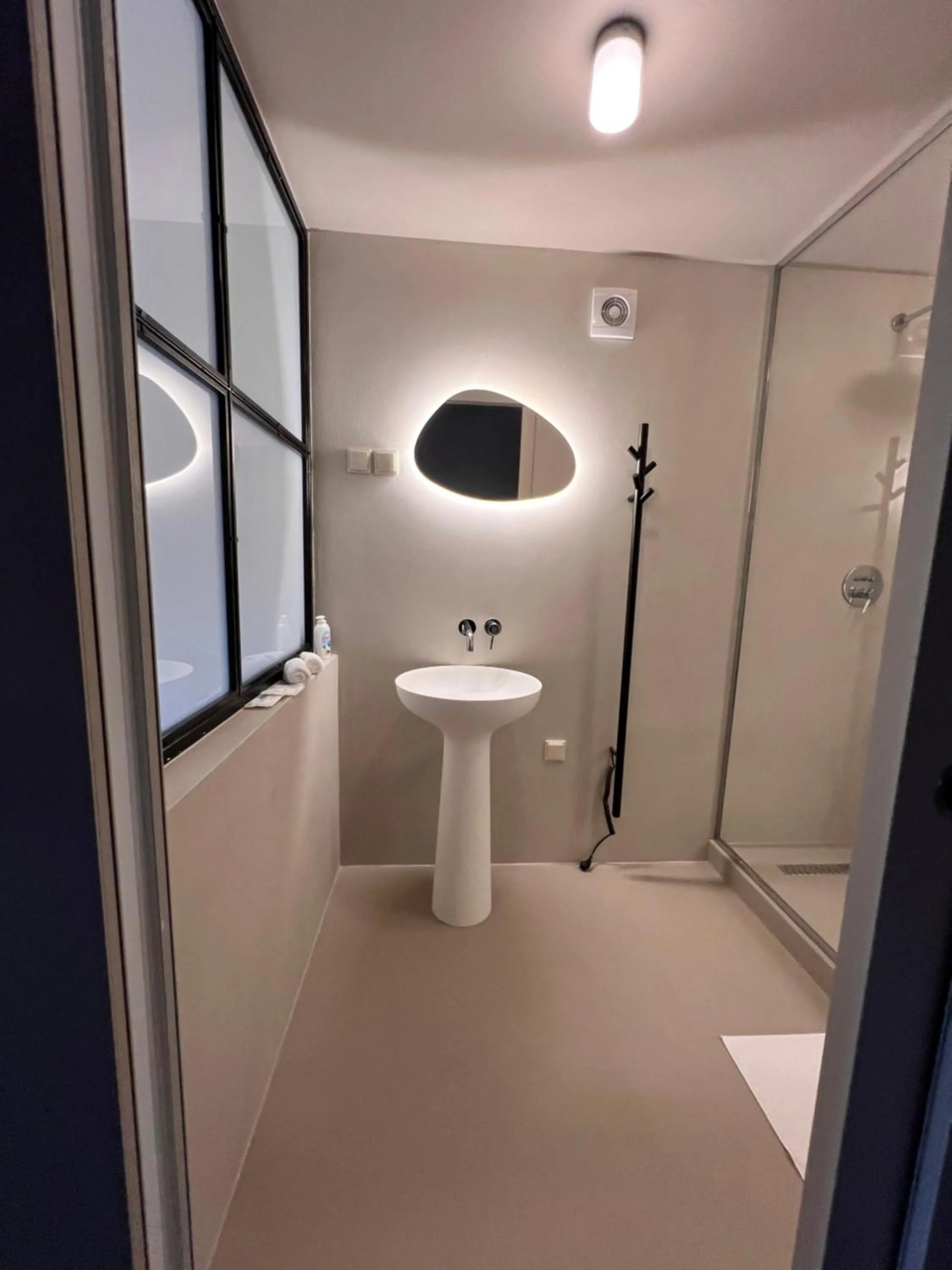 Bathroom in Oroszlános Borhotel