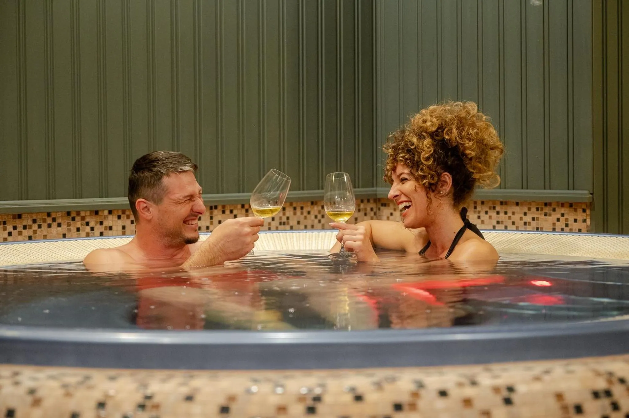 Guests in Barka Galéria Hotel és Étterem