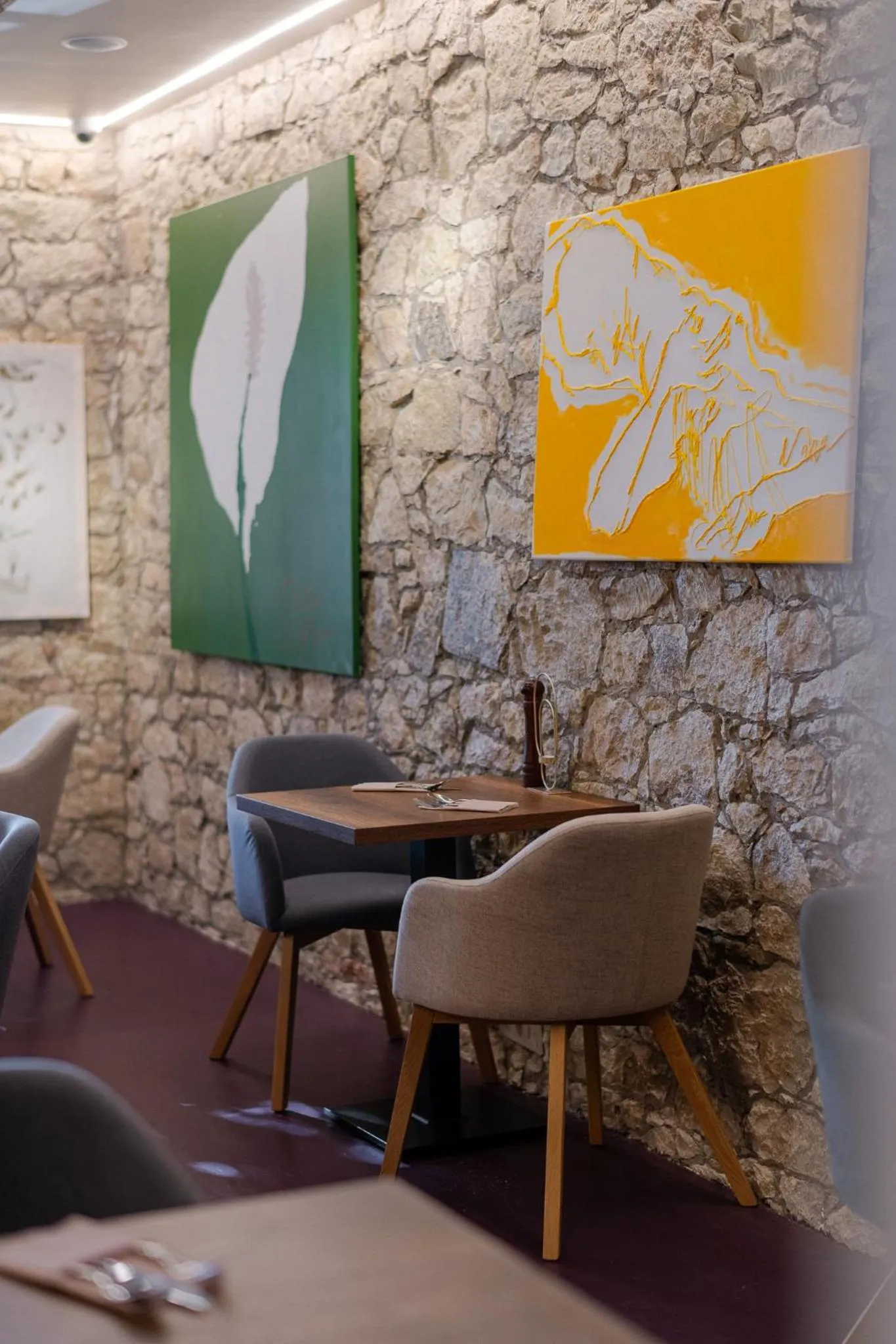 Restaurant/places to eat in Barka Galéria Hotel és Étterem