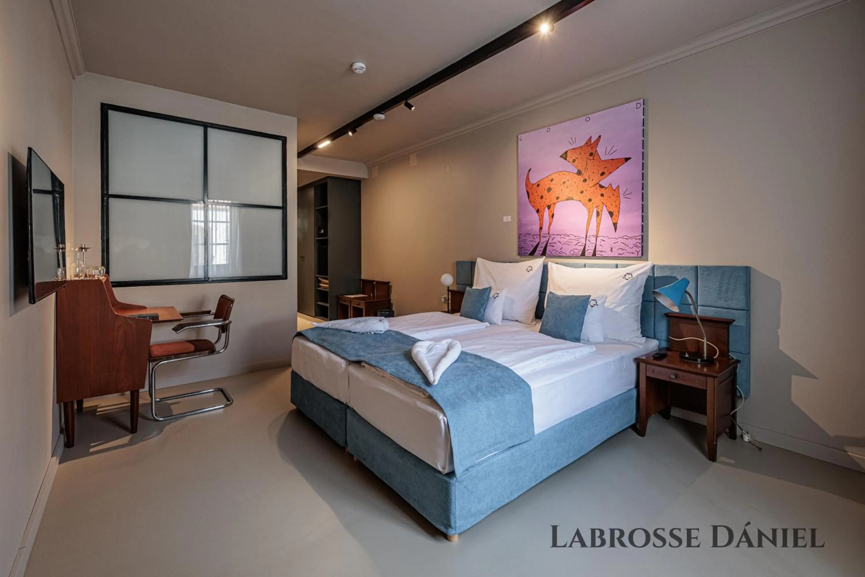 Photo of the whole room, Bed in Barka Galéria Hotel és Étterem