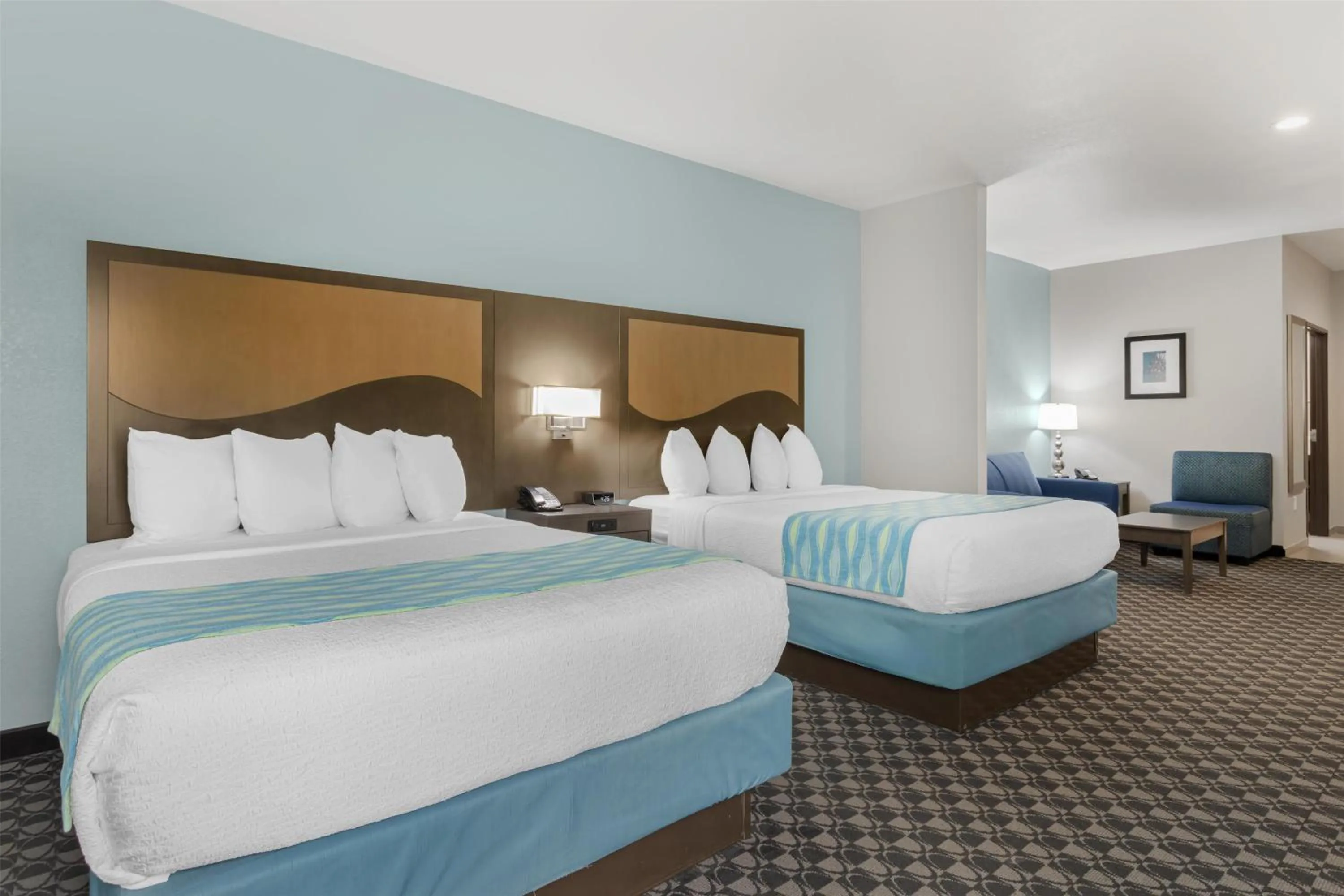 Photo of the whole room, Bed in Best Western Plus Waller Hotel