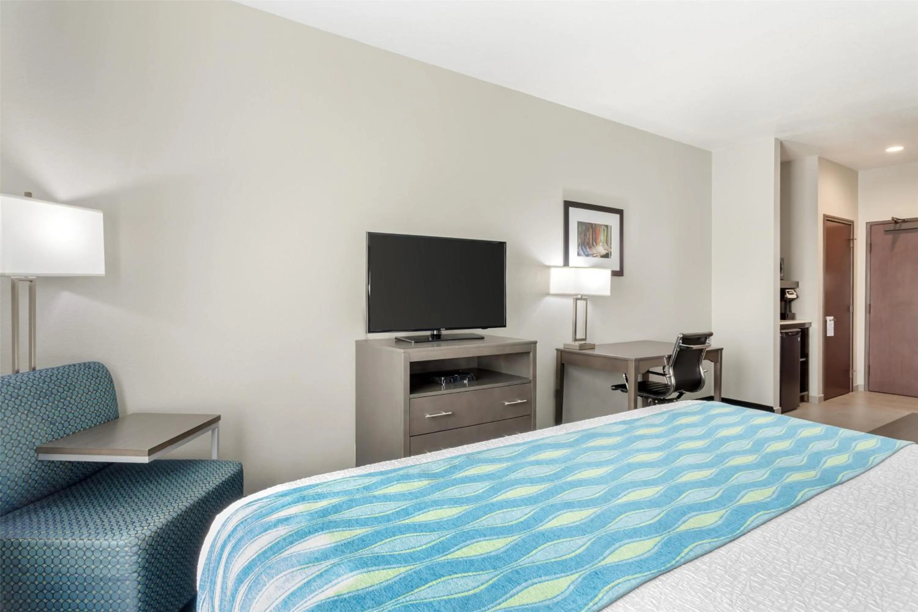 Bedroom, Bed in Best Western Plus Waller Hotel