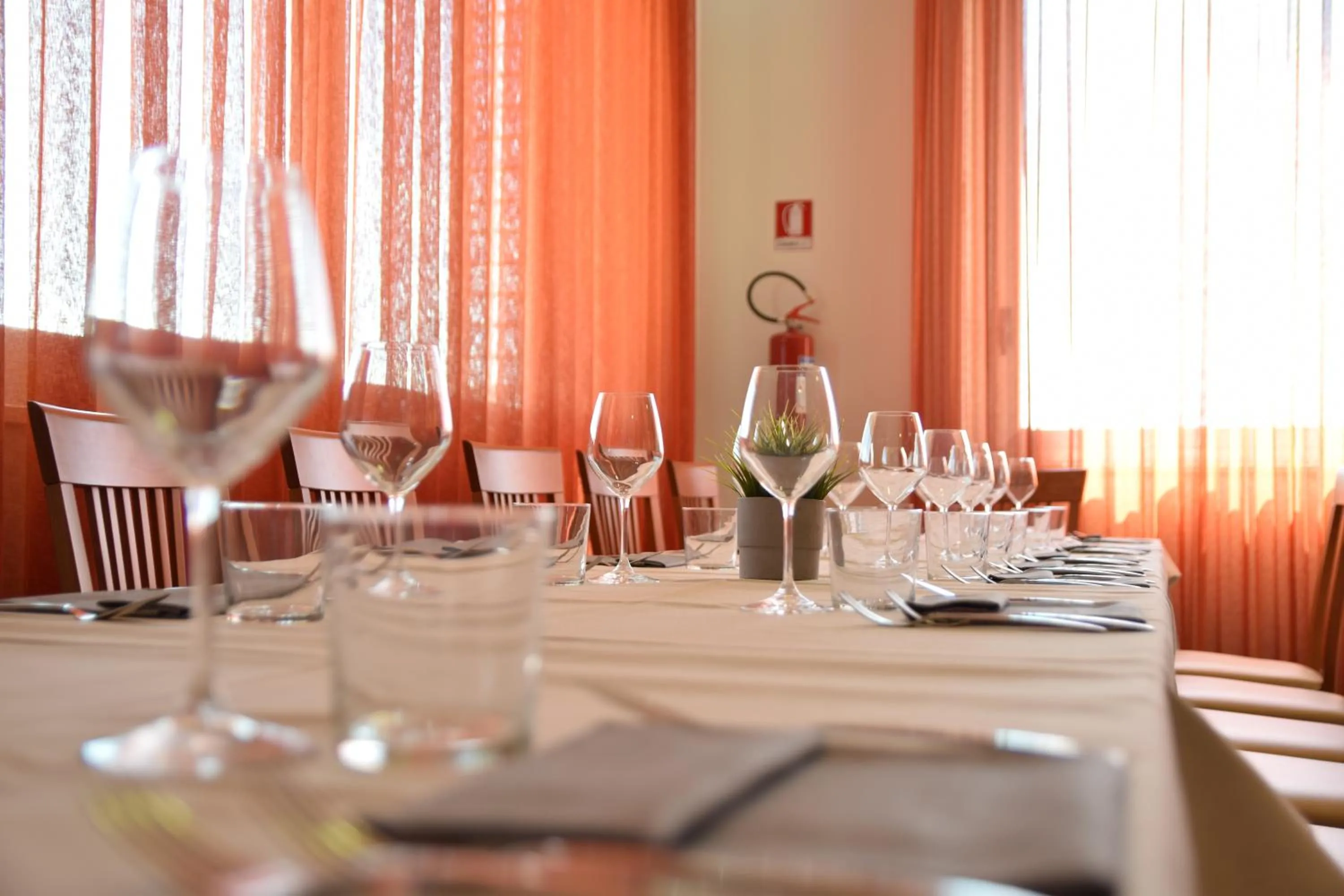 Restaurant/places to eat in Hotel La Siesta