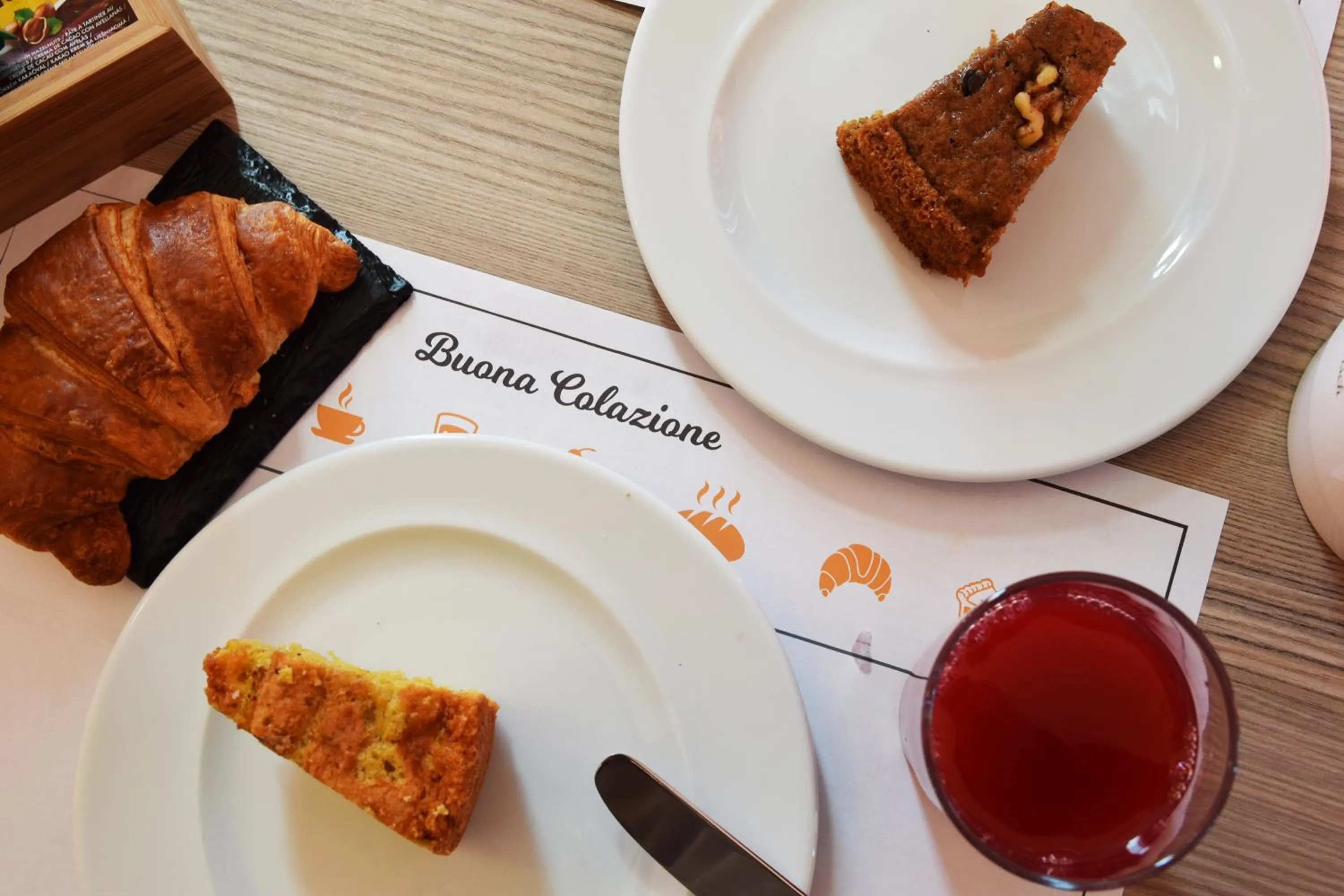 Breakfast in Hotel La Siesta